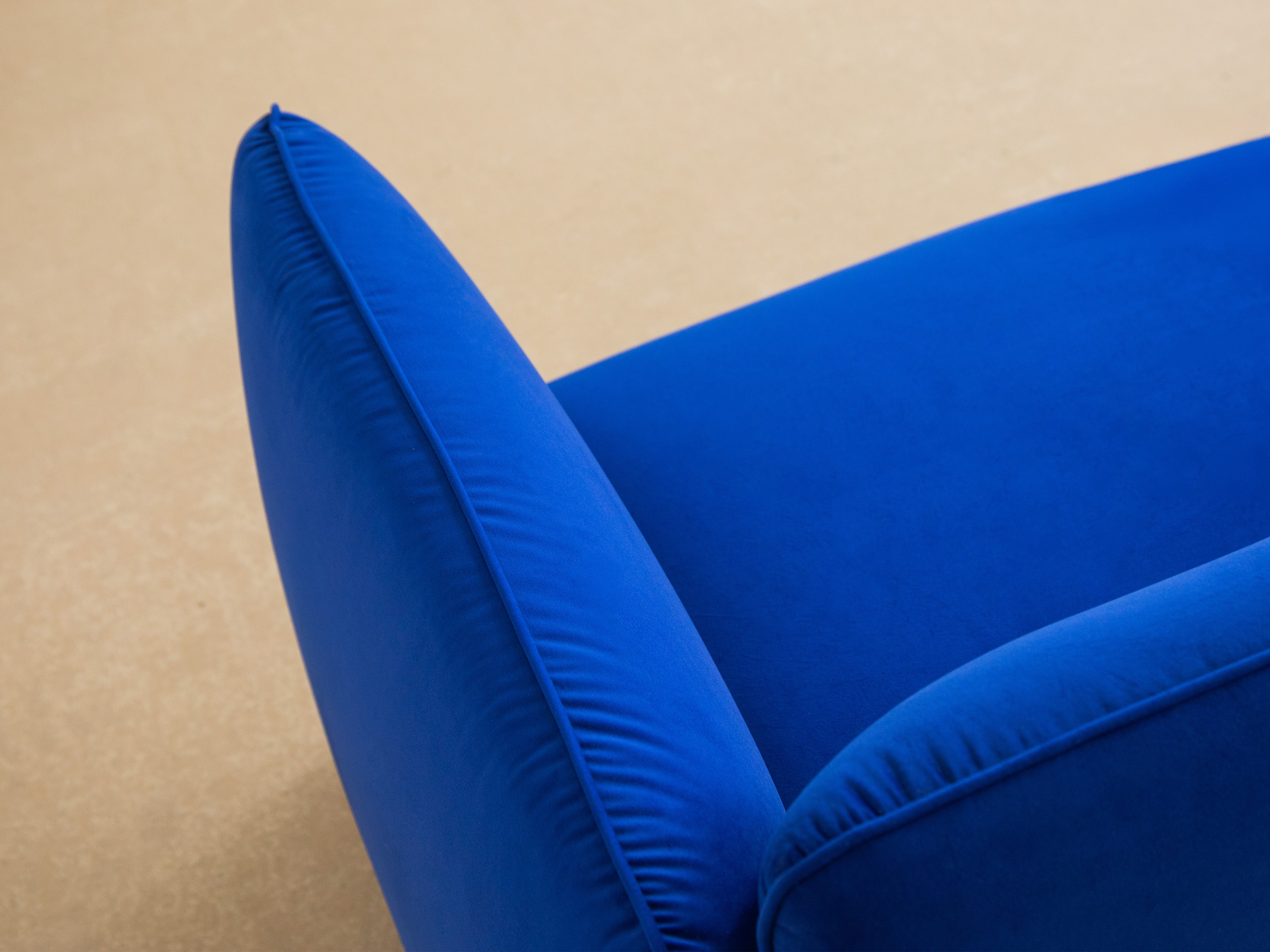 Velvet armchair GEORGIA green