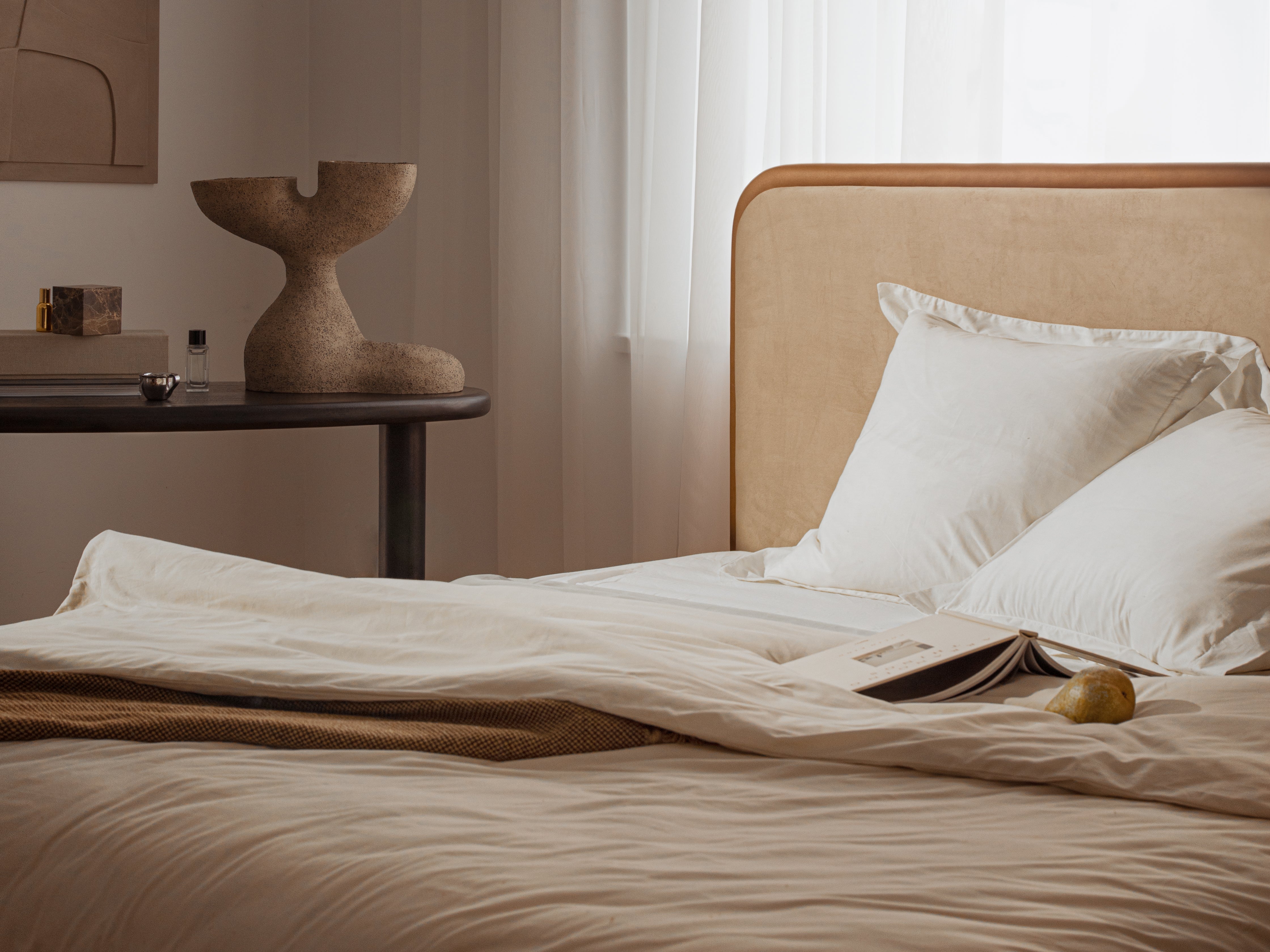 AVELINE Bed Dark Blue Boucle