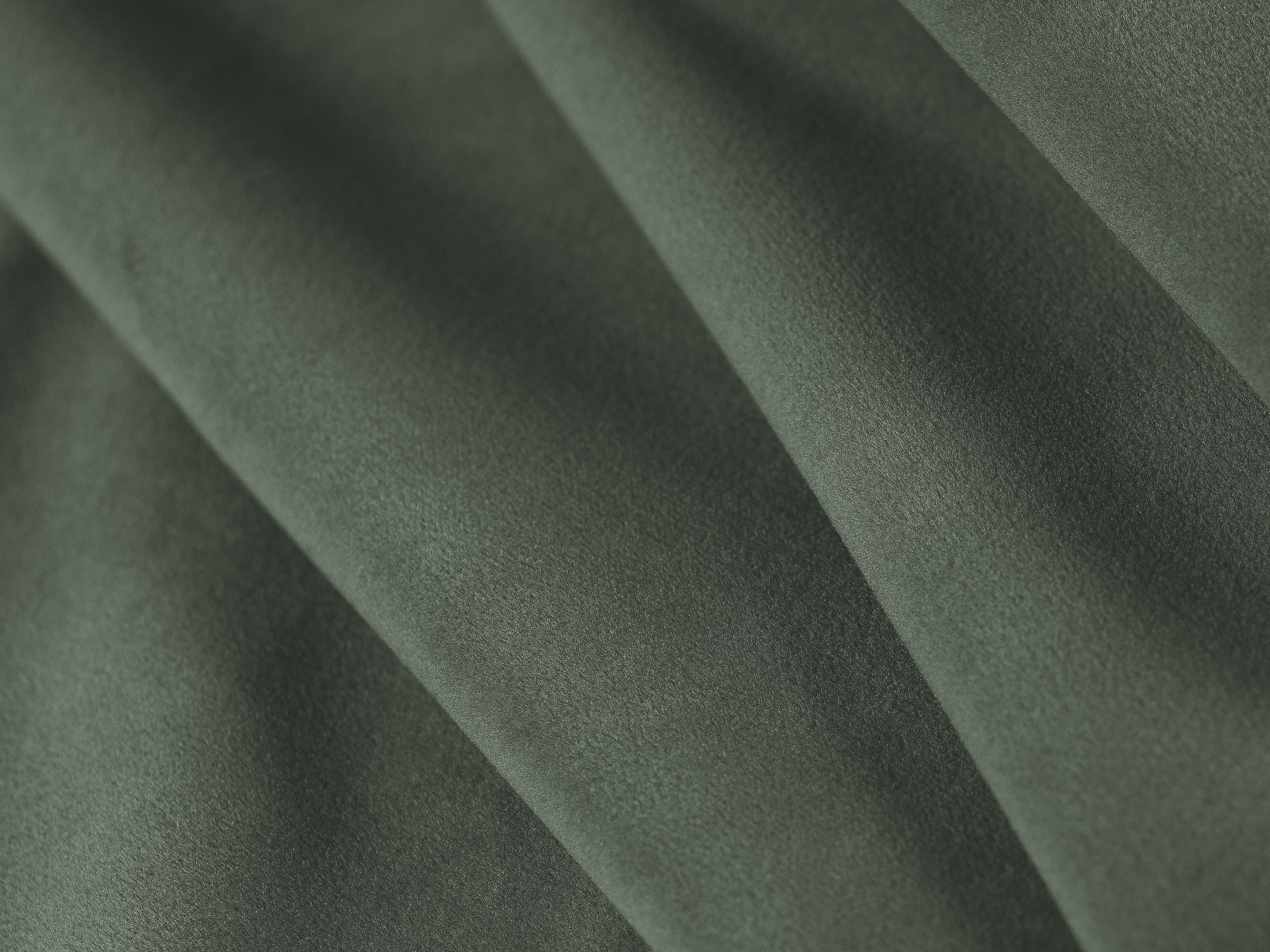 OVALO Green Velvet Bed