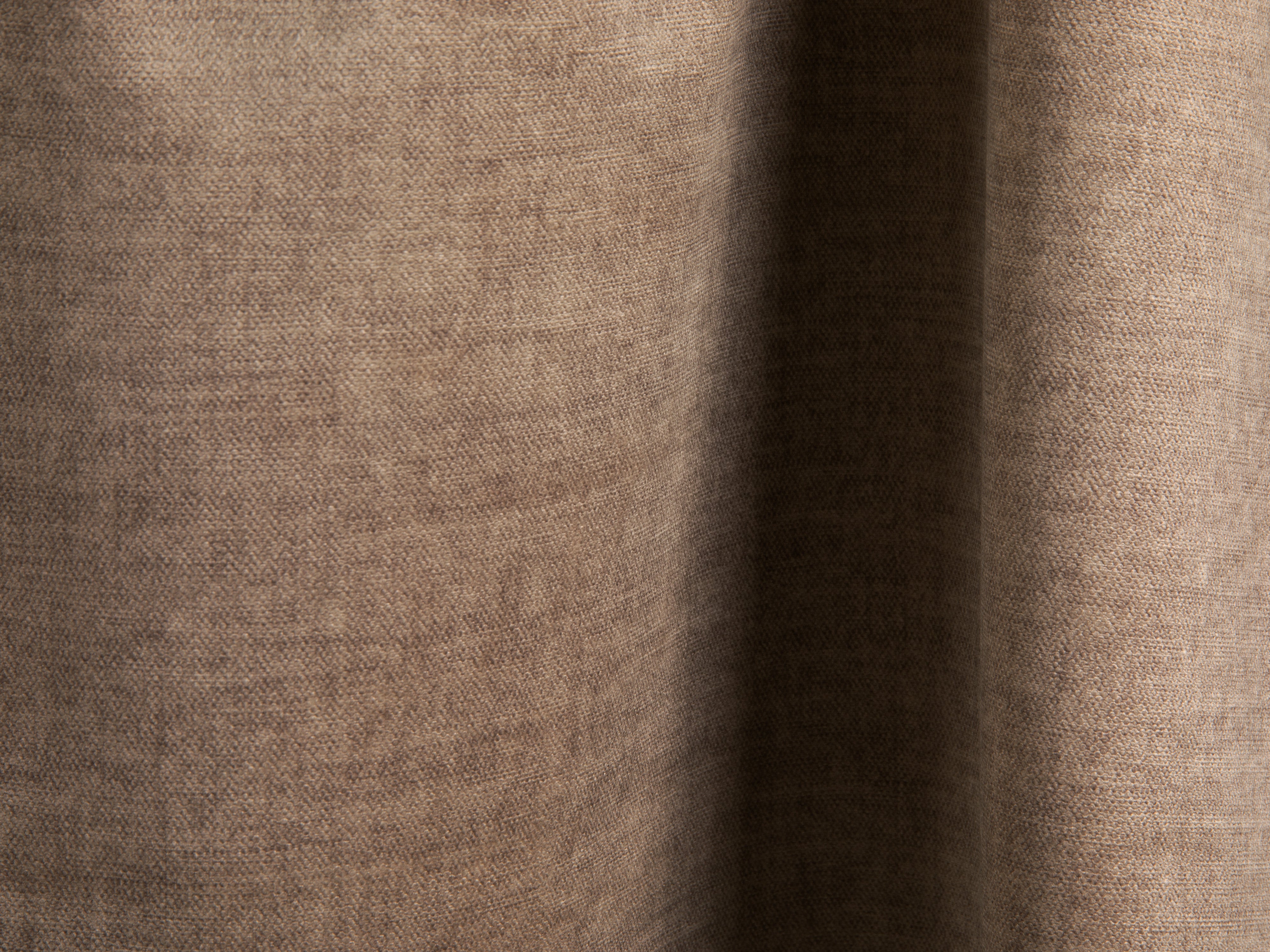 Right -sided velvet corner with a dark beige Martin table