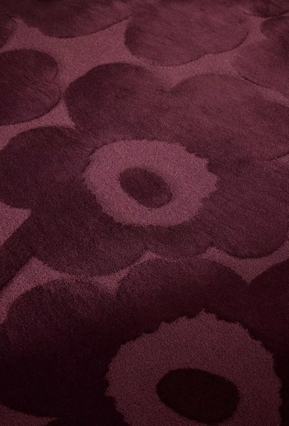 Wool rug UNIKKO black-burgundy