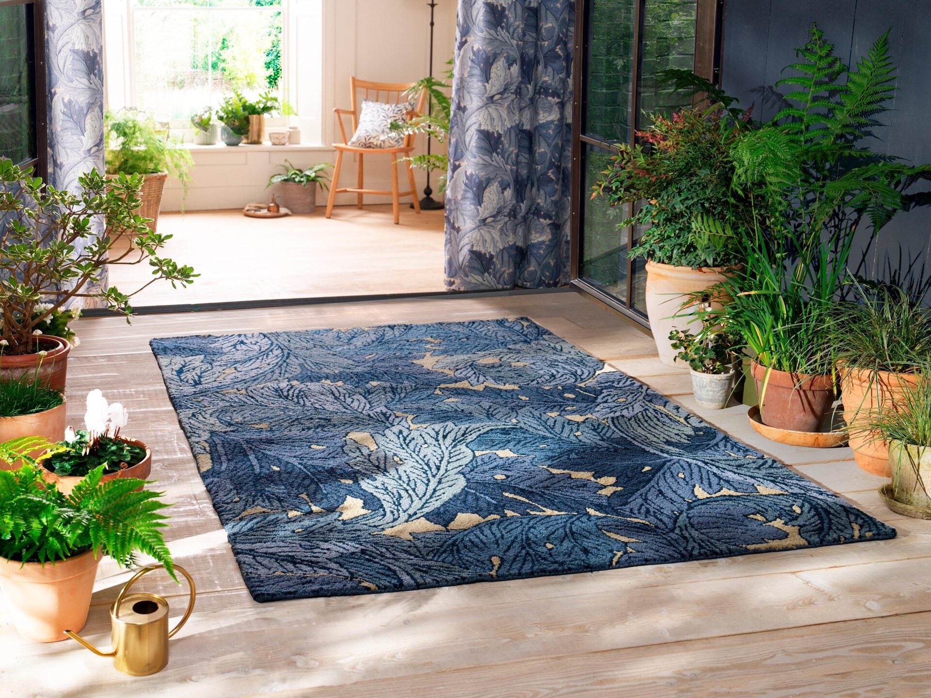 Acanthus indigo blue rug blue