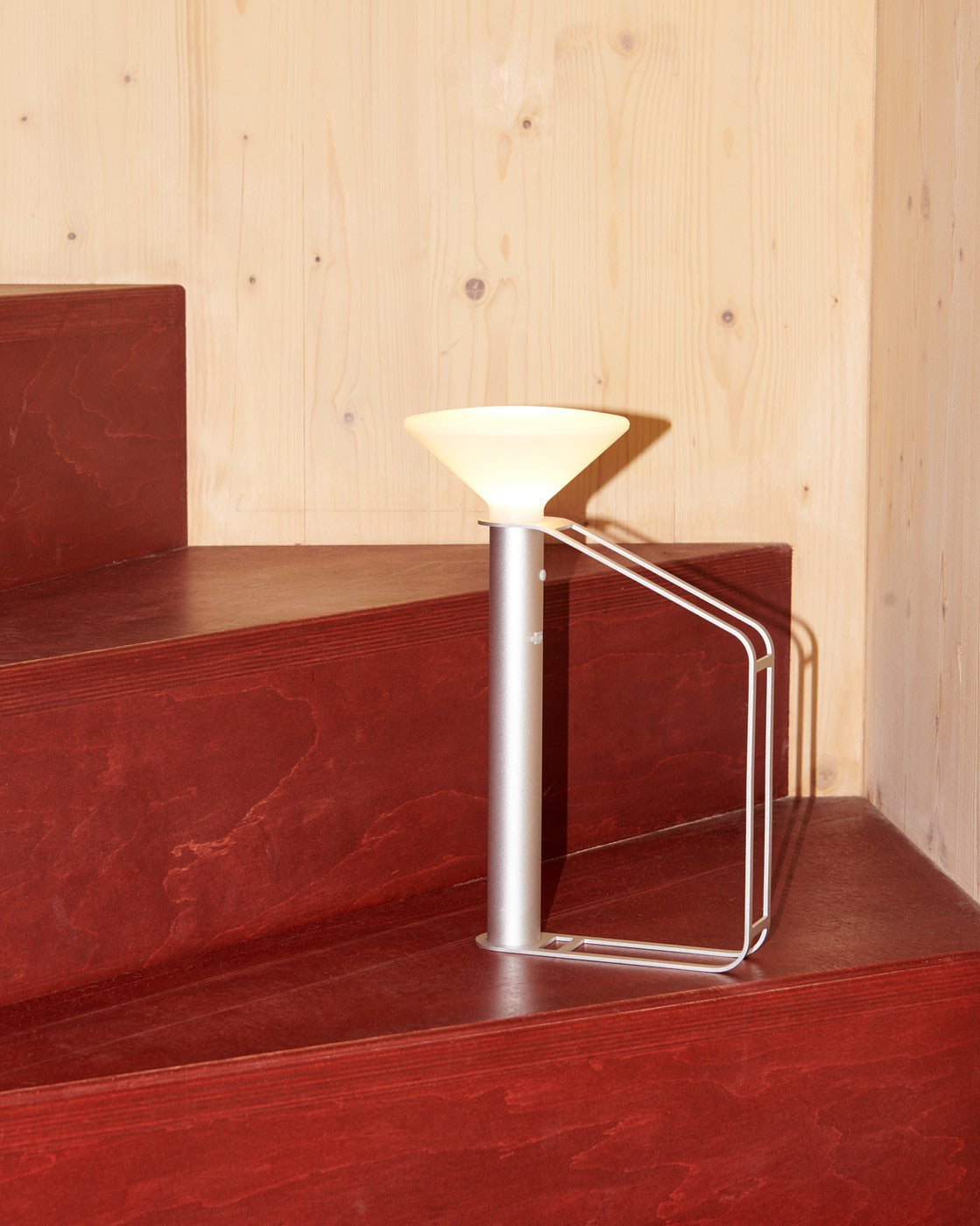 Přenosná venkovní lampa PITON stříbrná