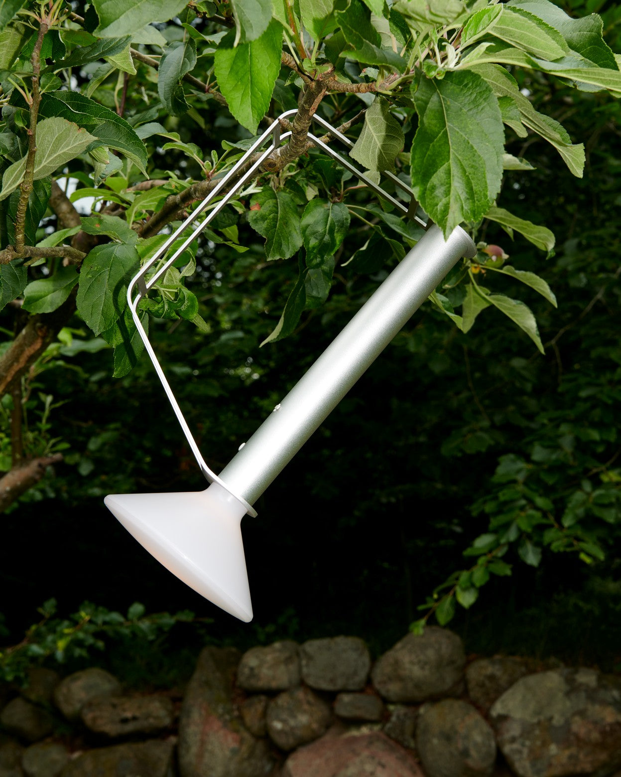 Přenosná venkovní lampa PITON stříbrná