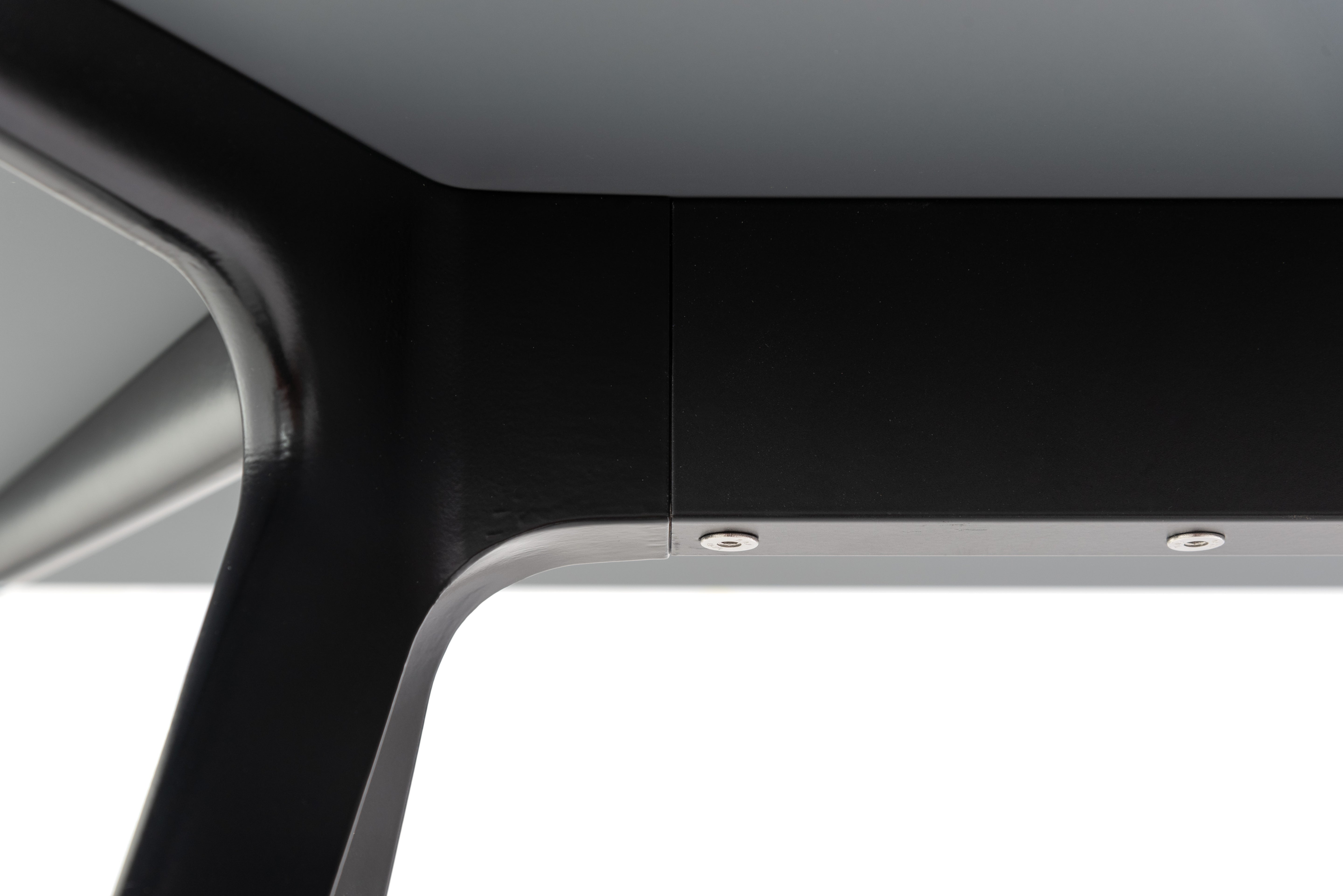 Biurko BAGUETTE czarny z czarną podstawą