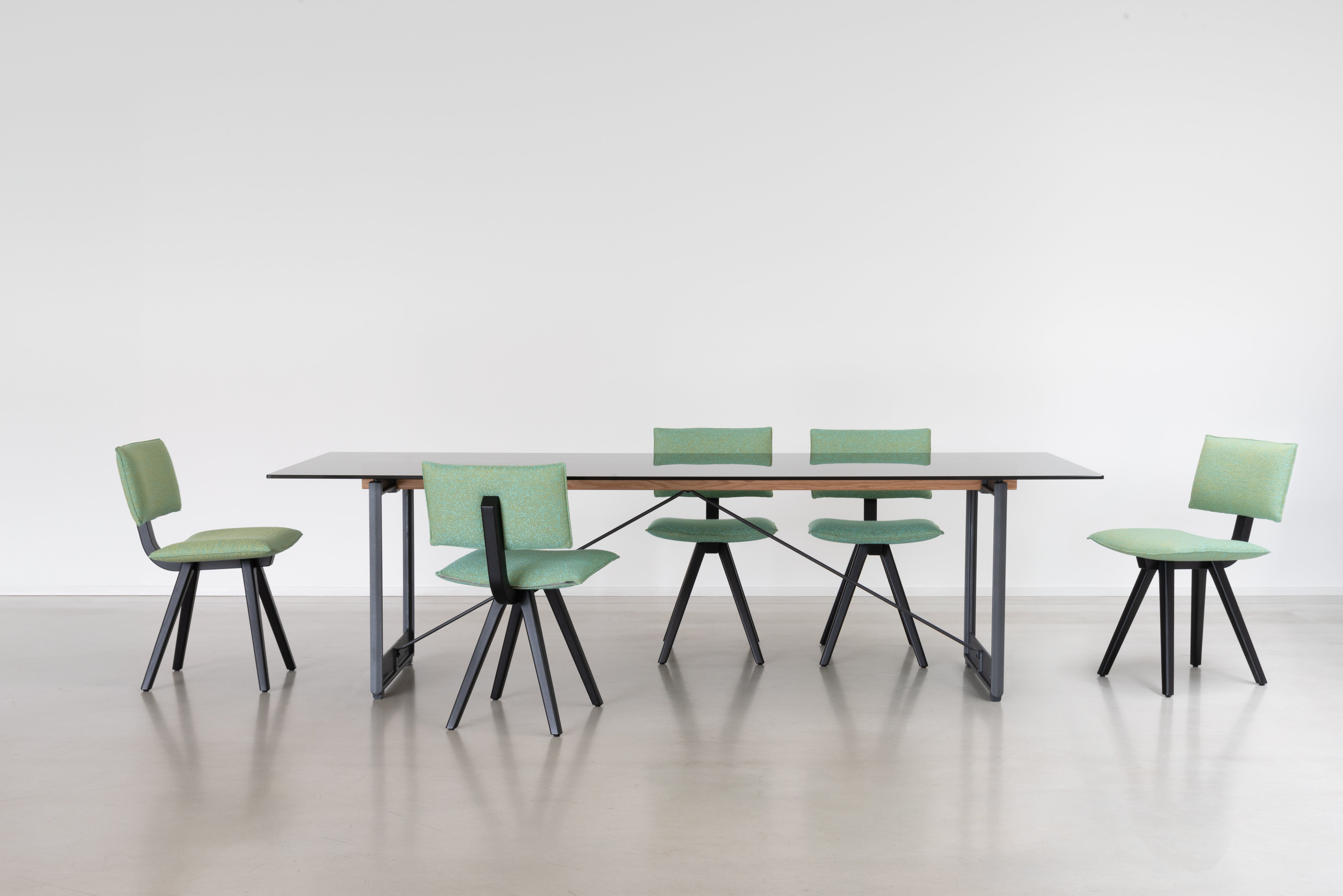 Stůl BRUT tyrkysová základna