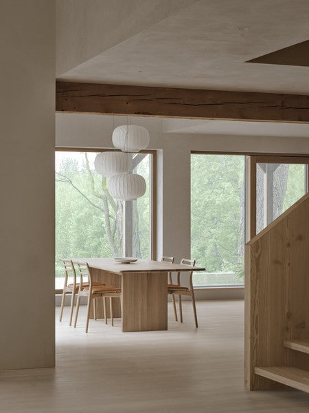 Stůl CABIN šedý vápenec s jasnou dubovou základnou