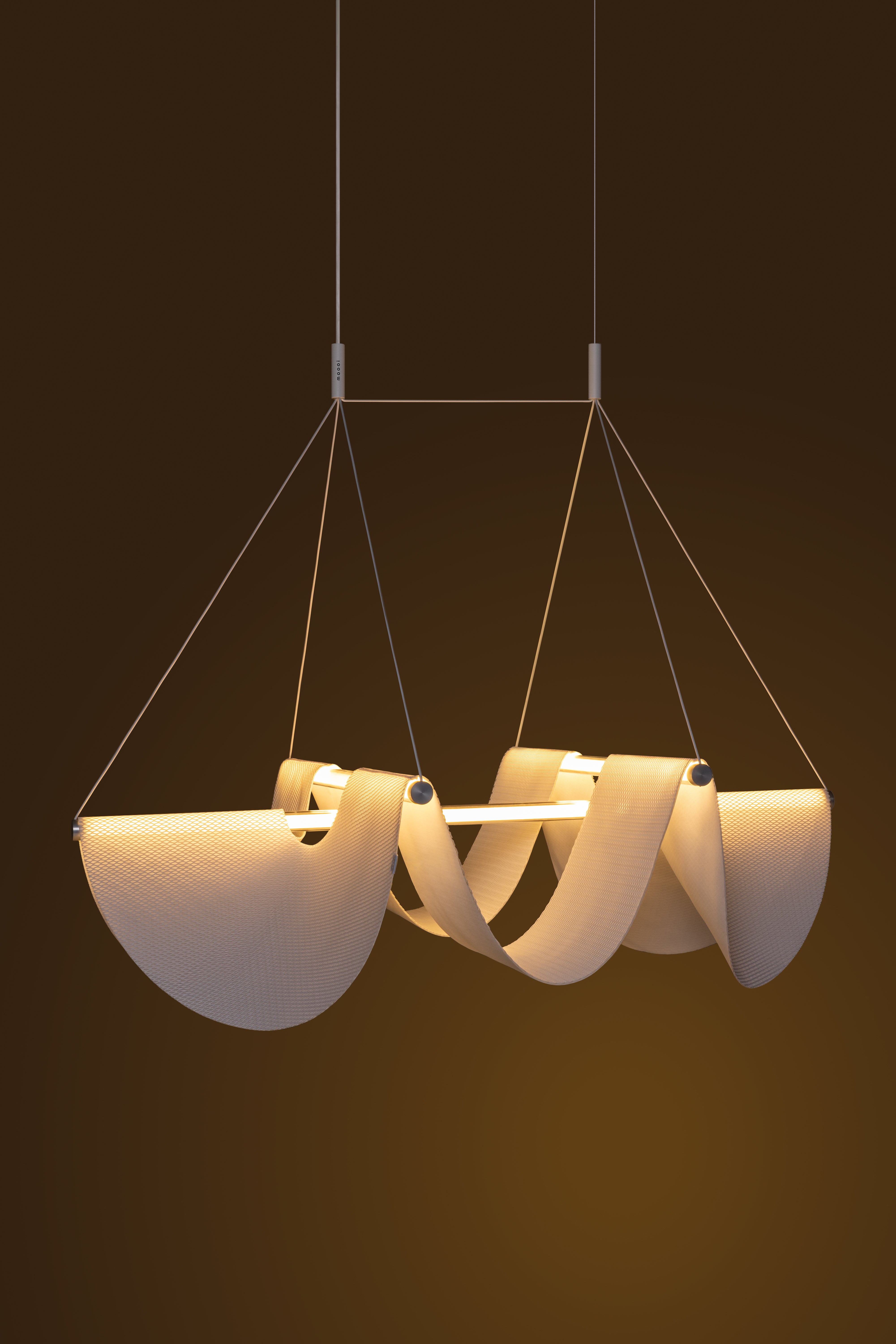 Závěsné svítidlo DRAPE LIGHT s drapovanou tkaninou