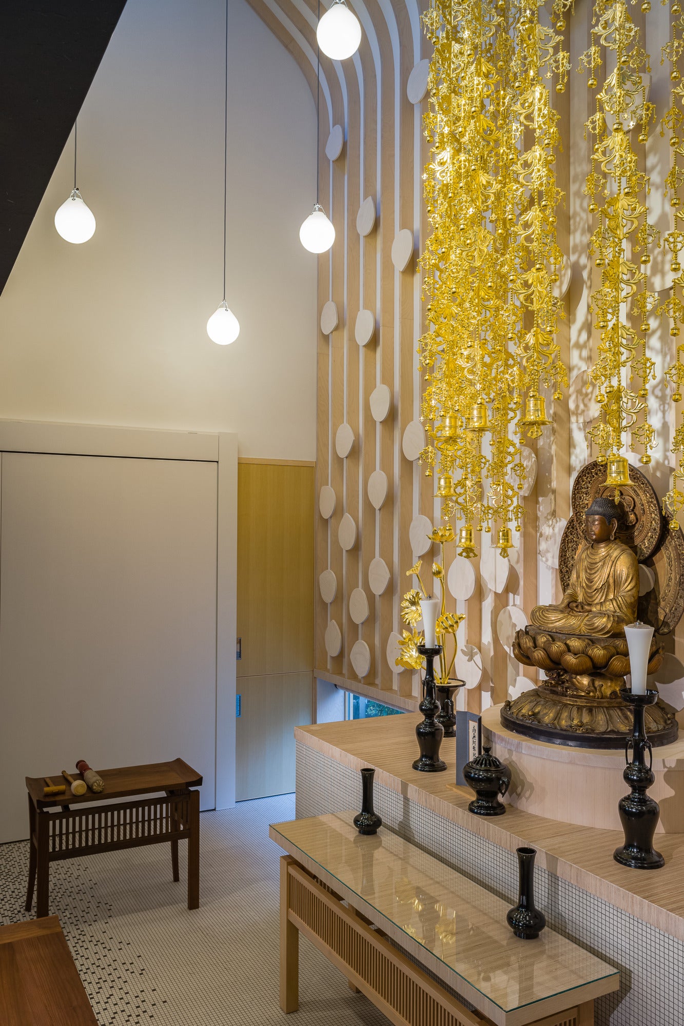 Závěsné svítidlo MOSER bílé