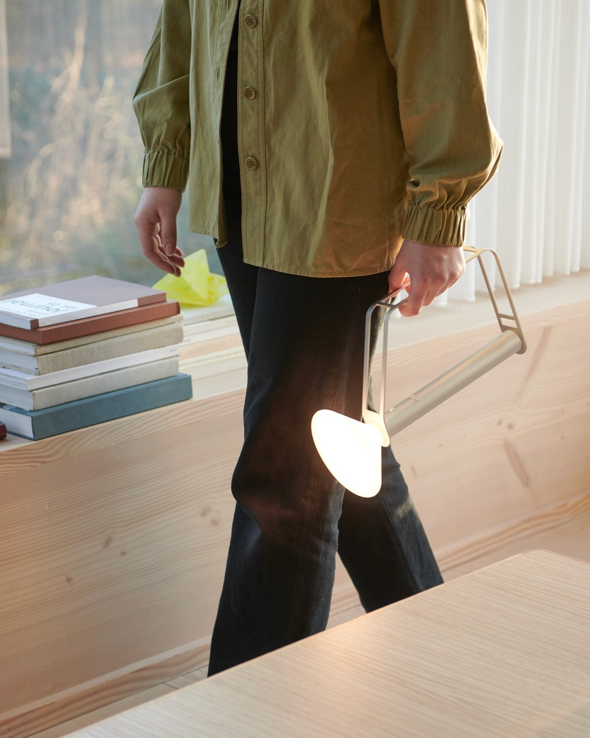 Přenosná venkovní lampa PITON stříbrná