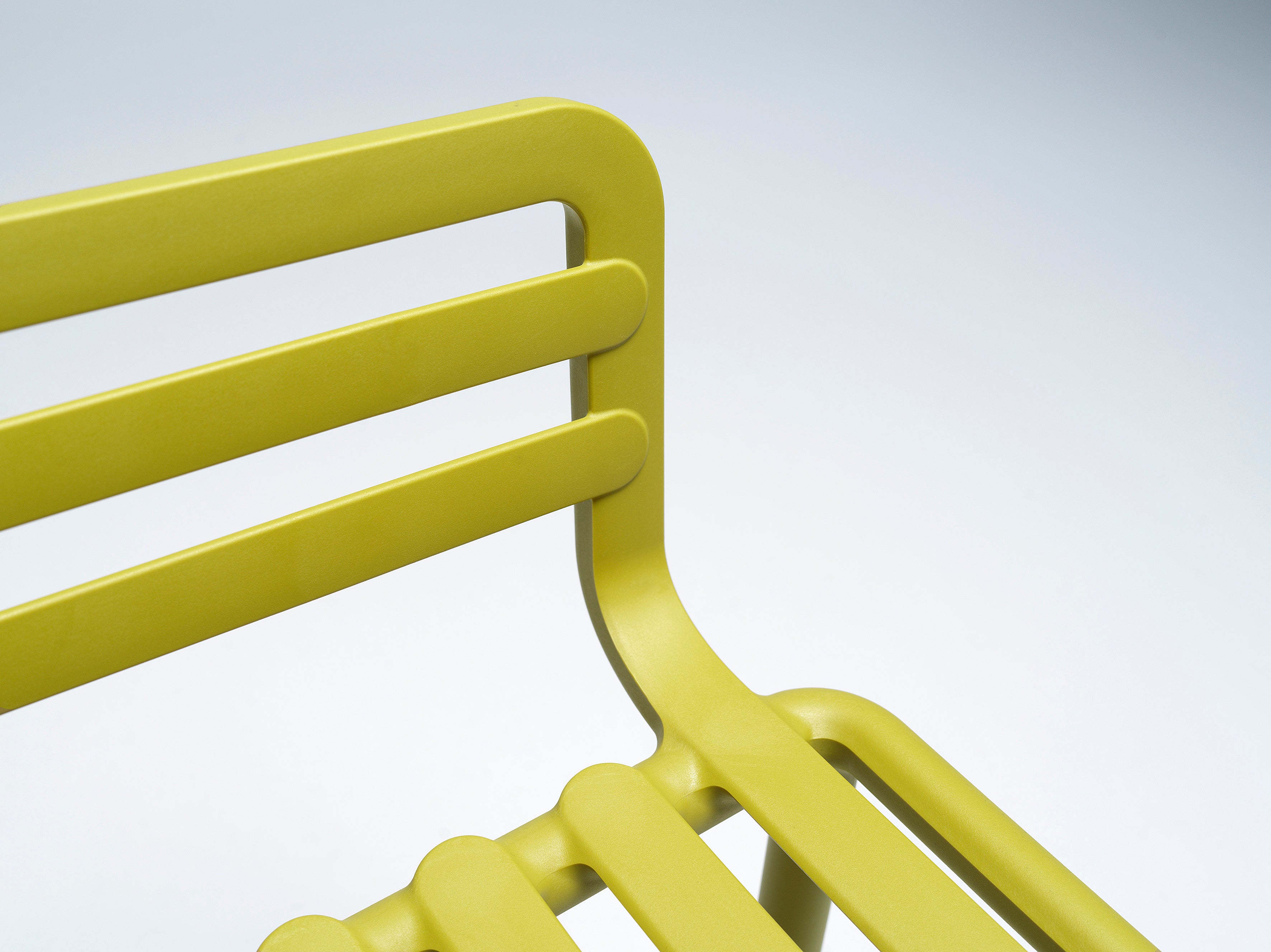 Venkovní křeslo s opěrkami DOGA cappuccino