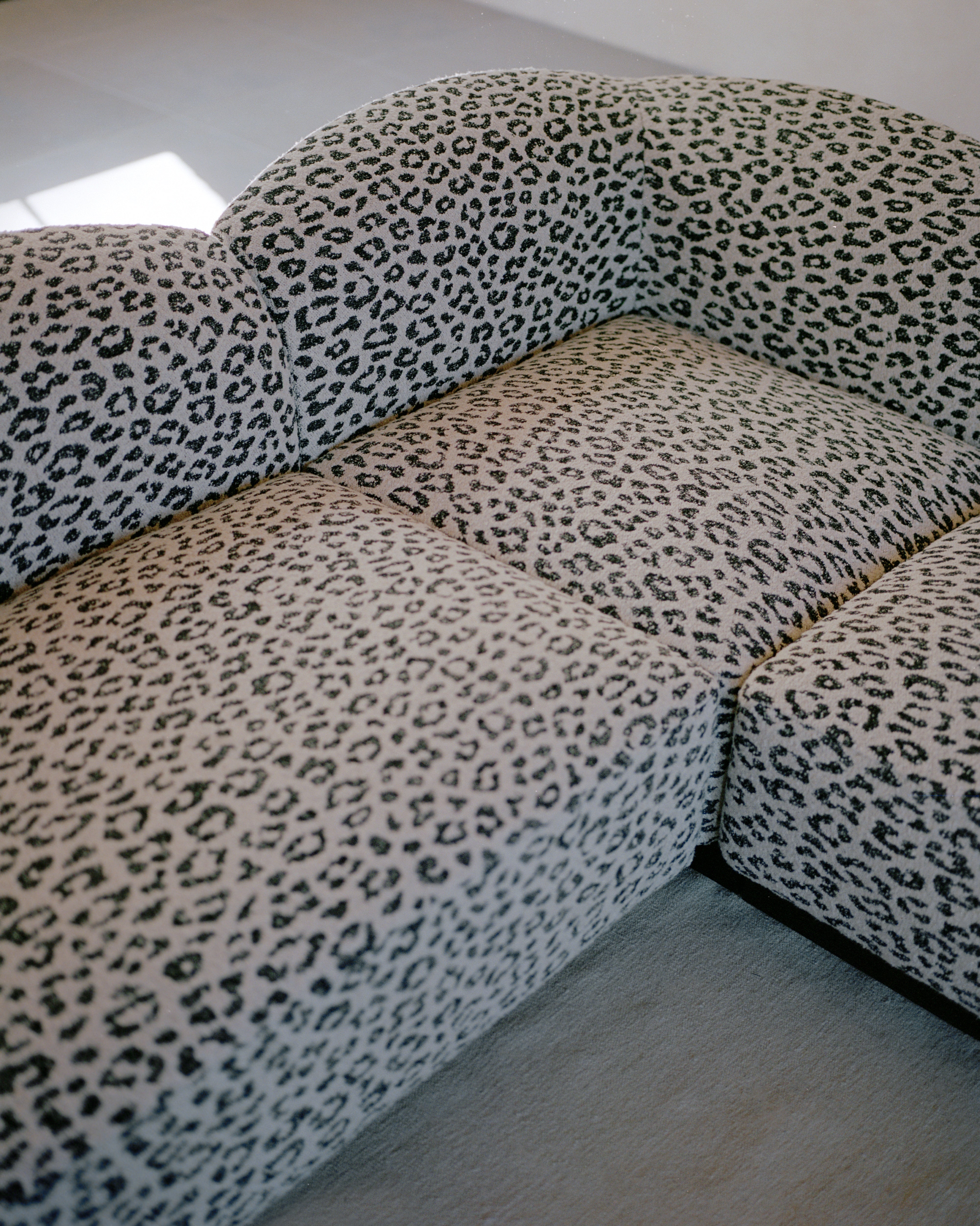 Modulární rohová sedačka levostranná SHORE personalizovaná