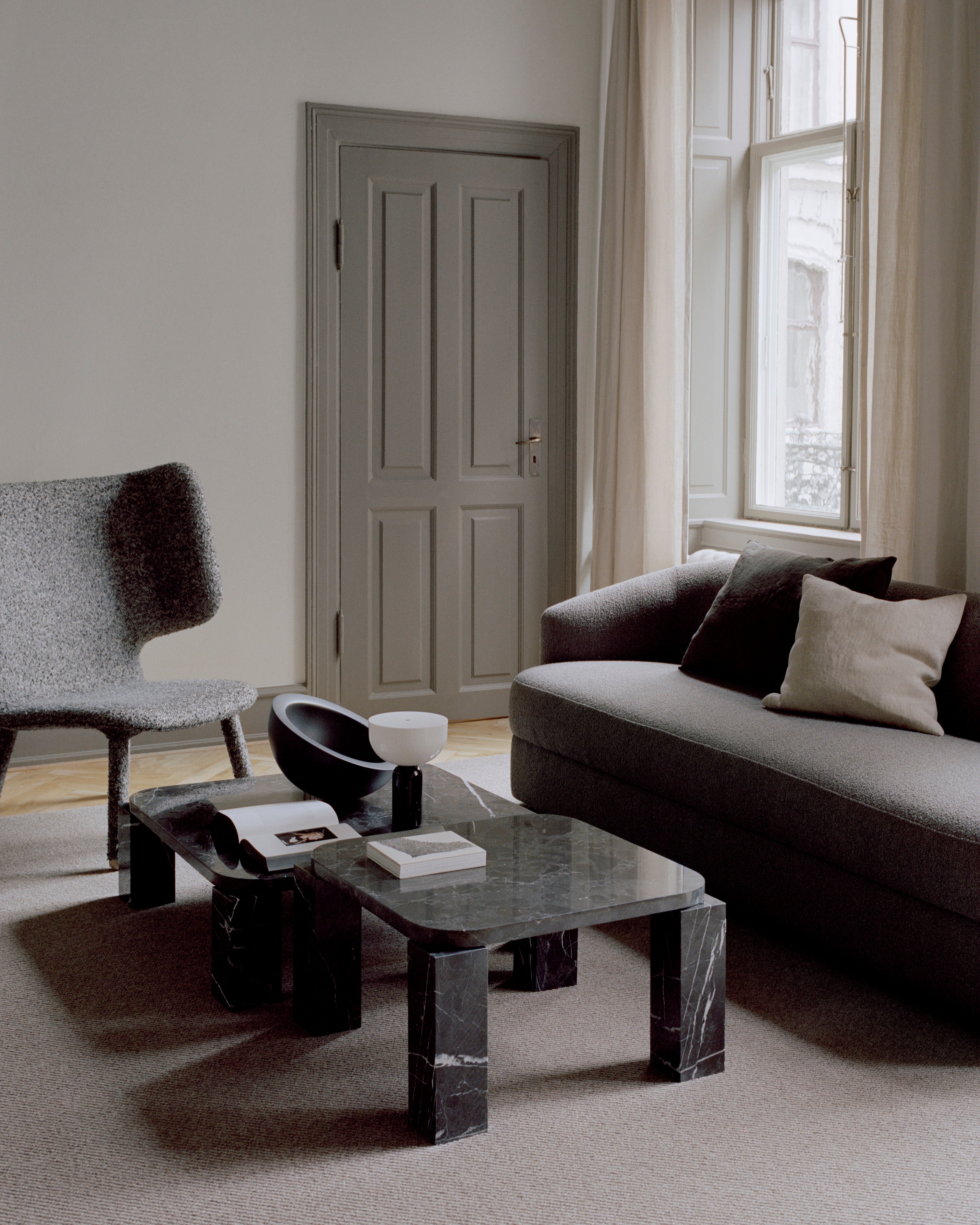 Pohovka 3-osobová COVENT Nevotex Barnum Tmavě Taupe 10 tmavě šedá