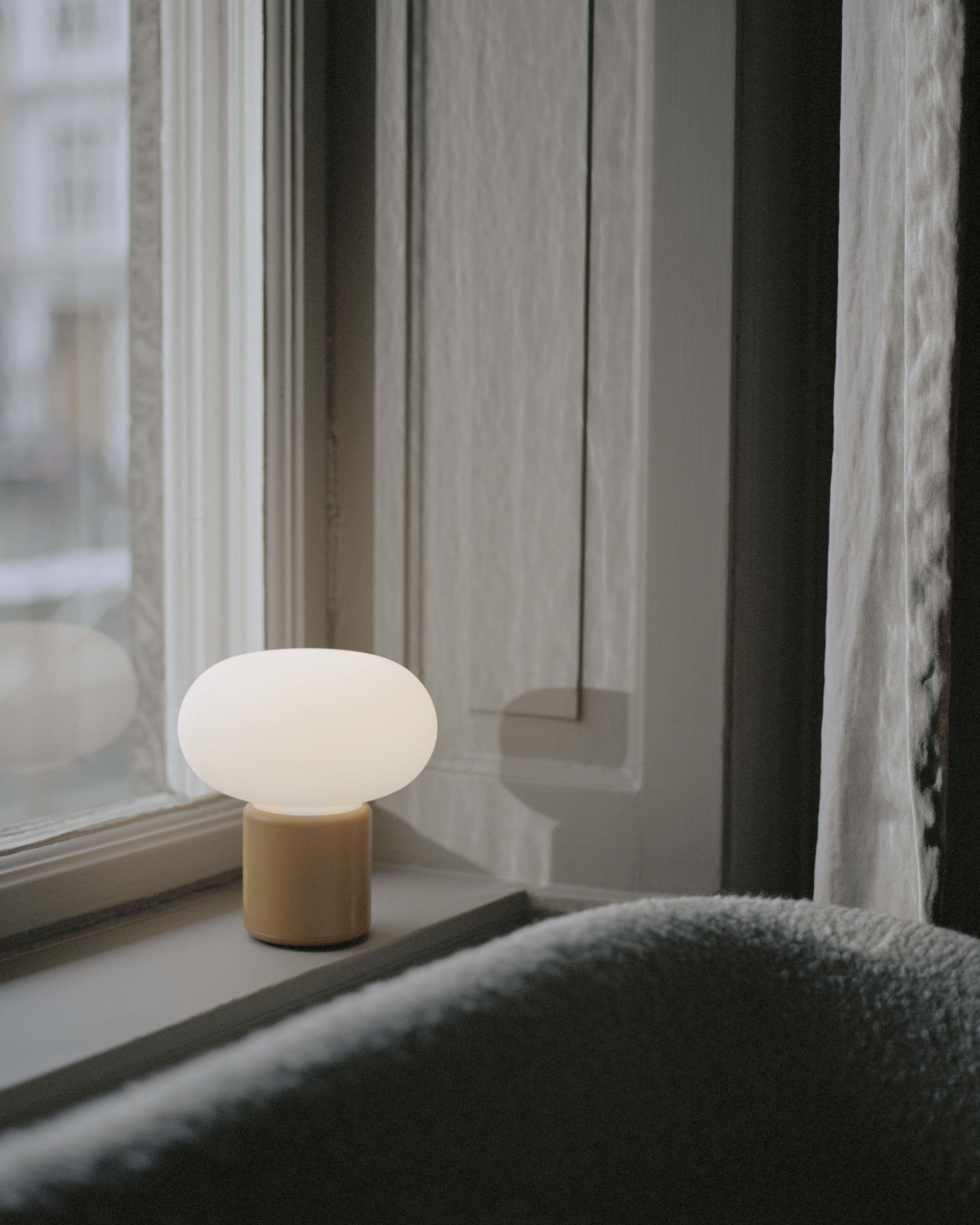 KARL-Johan Ochre portable lamp