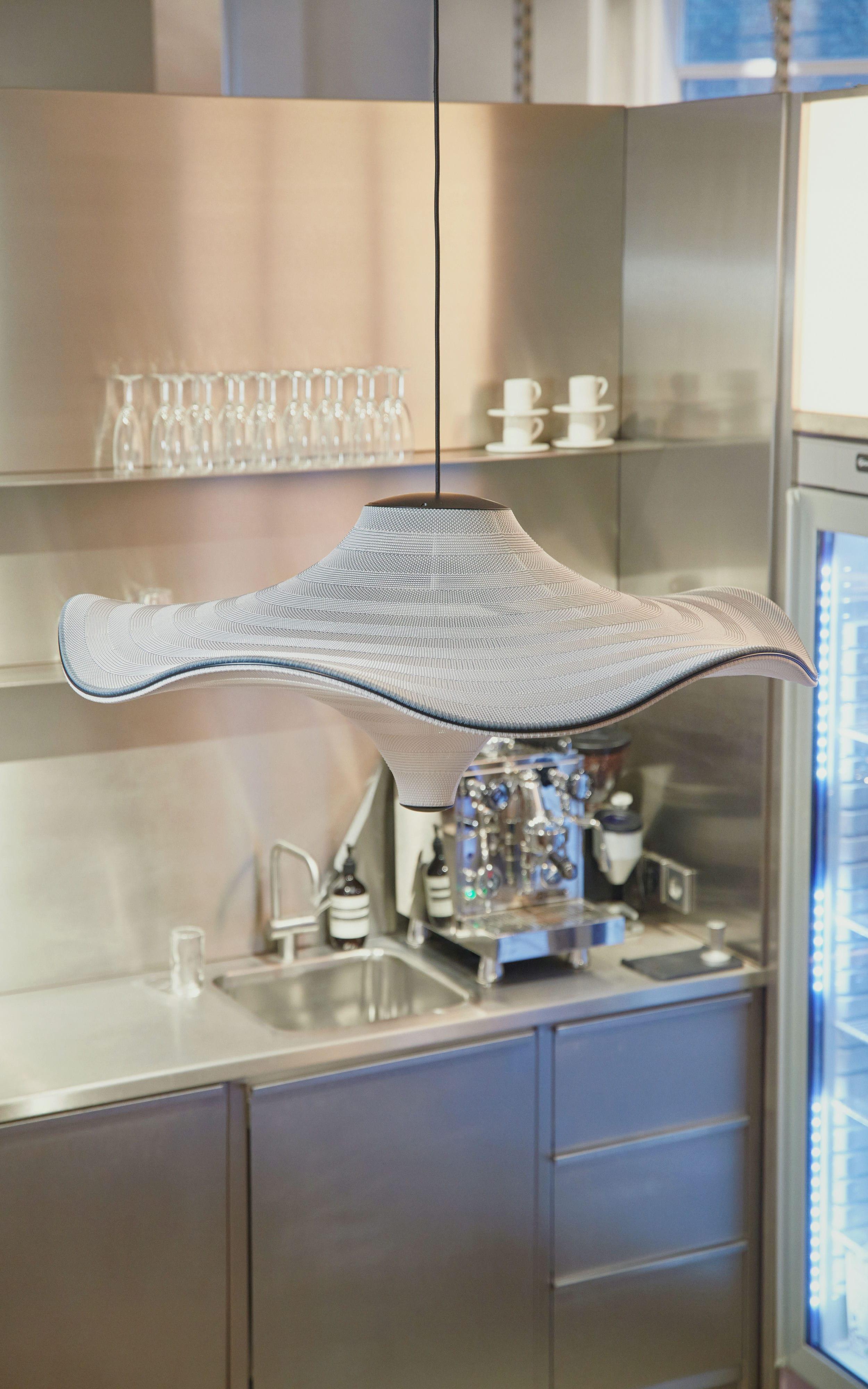 Závěsné svítidlo FLYING modré