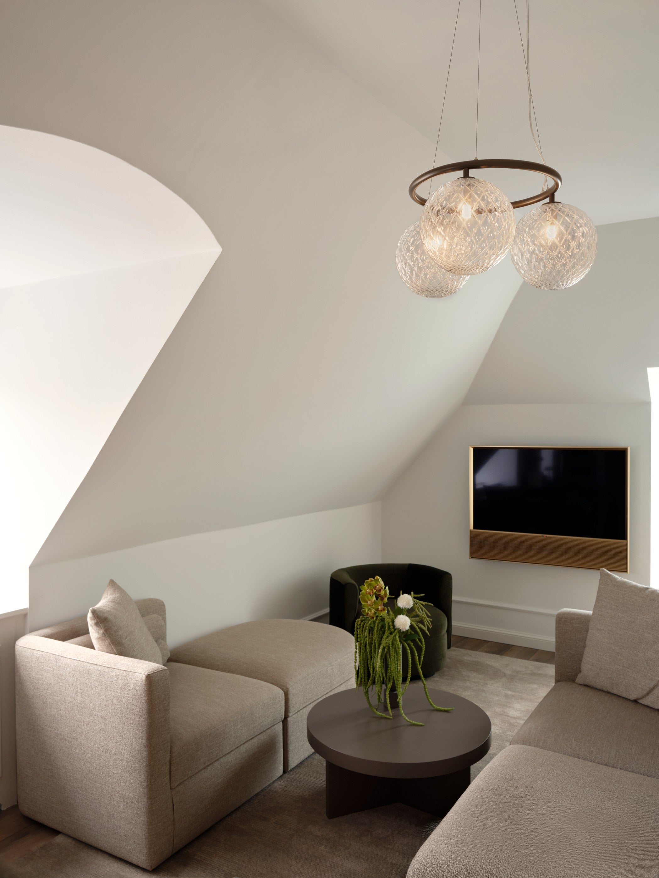 Závěsná lampa MIIRA 3 CIRCULAR tmavě hnědá s průhledným sklem