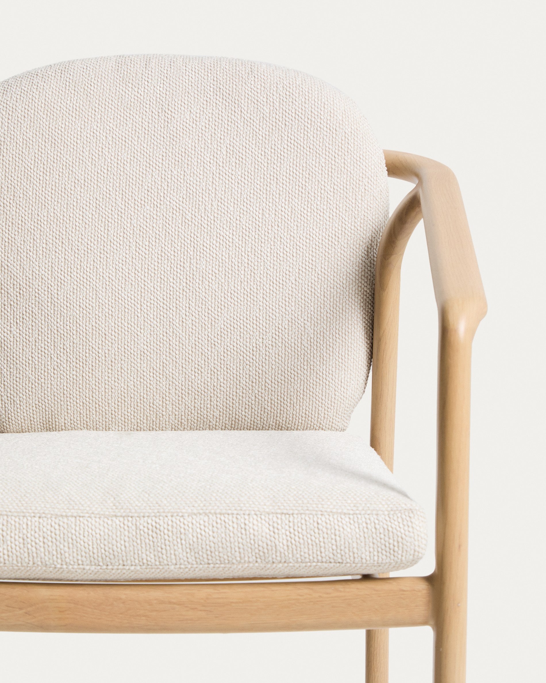 SIRTE ecru garden chair with a wood-like finish