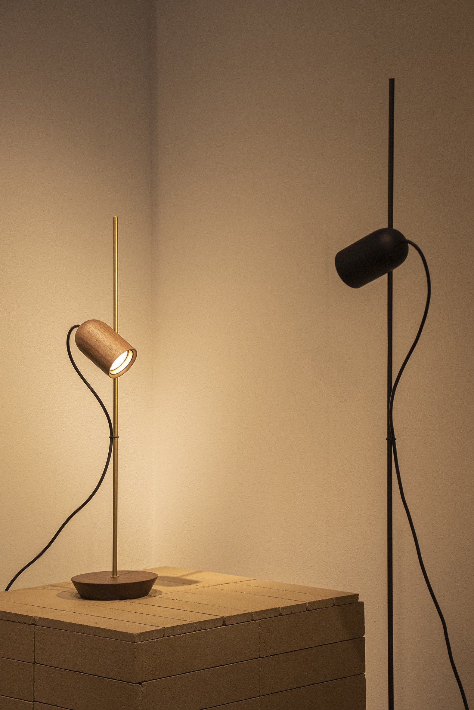 ONFA Table Lamp Walnut Wood with Brass Finish