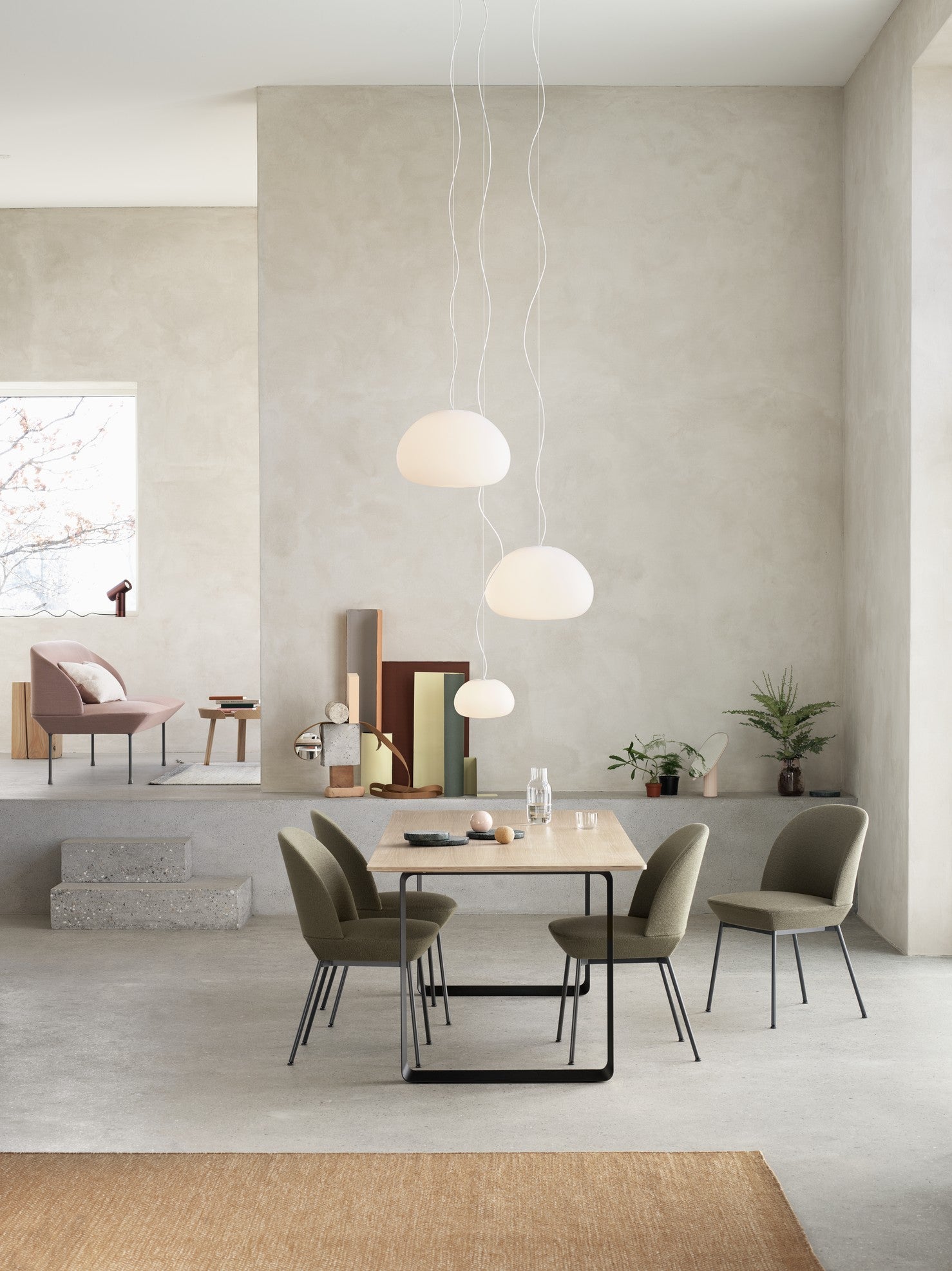 Stůl 70/70 dýha dubová s černým podstavcem