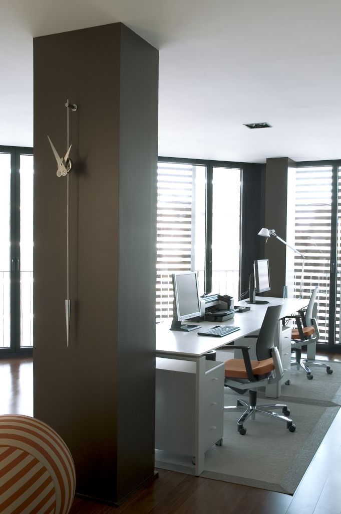 Nástěnné hodiny PUNTO Y COMA chromované