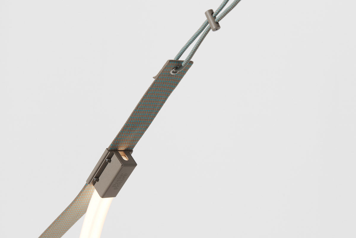 Lampa visící SPLINE béžová s modrou