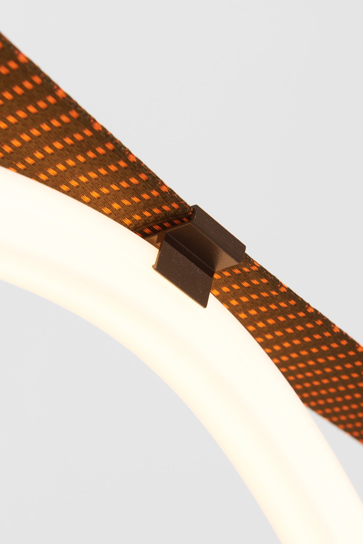 Lampa visící SPLINE hnědá s oranžovou