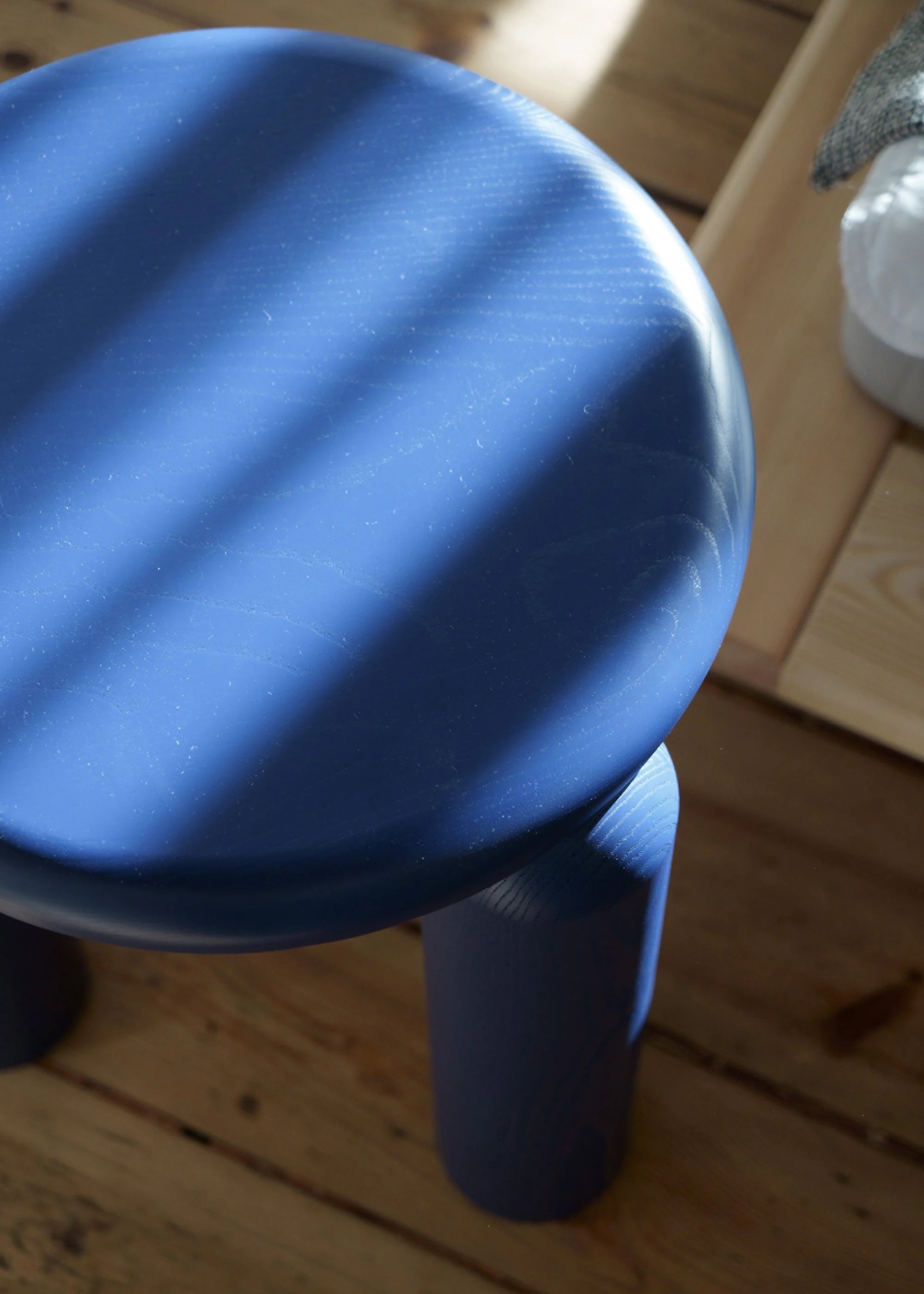 NEO Side Table Cobalt Ash Wood