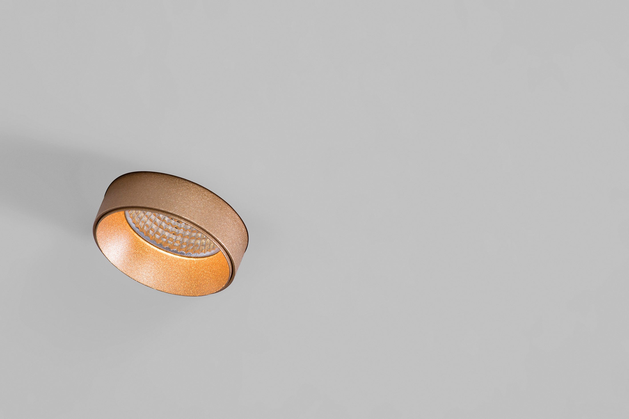 Oprawa podtynkowa PUTT TRIMLESS wpuszczana