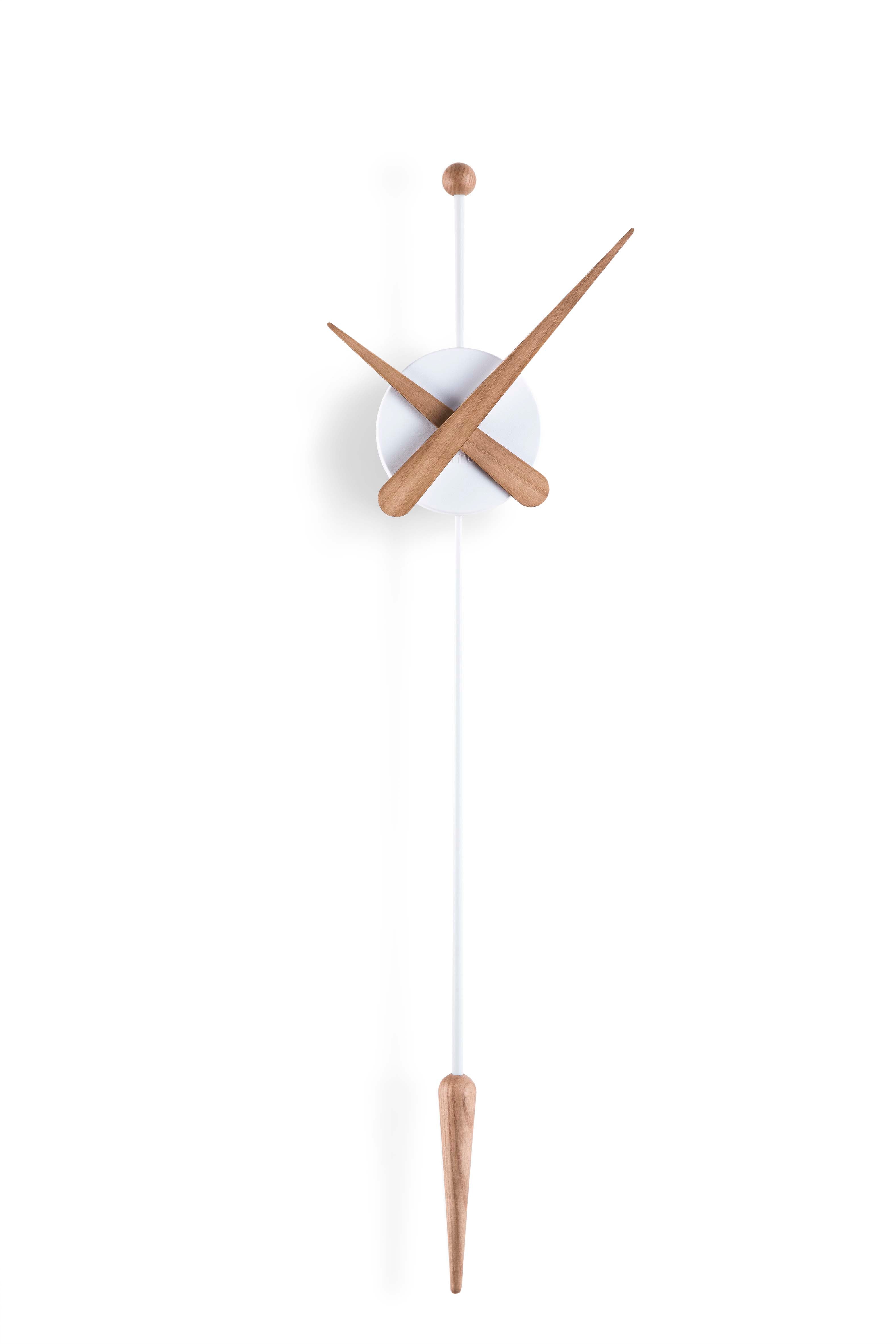 PUNTA wall clock in oak wood with white