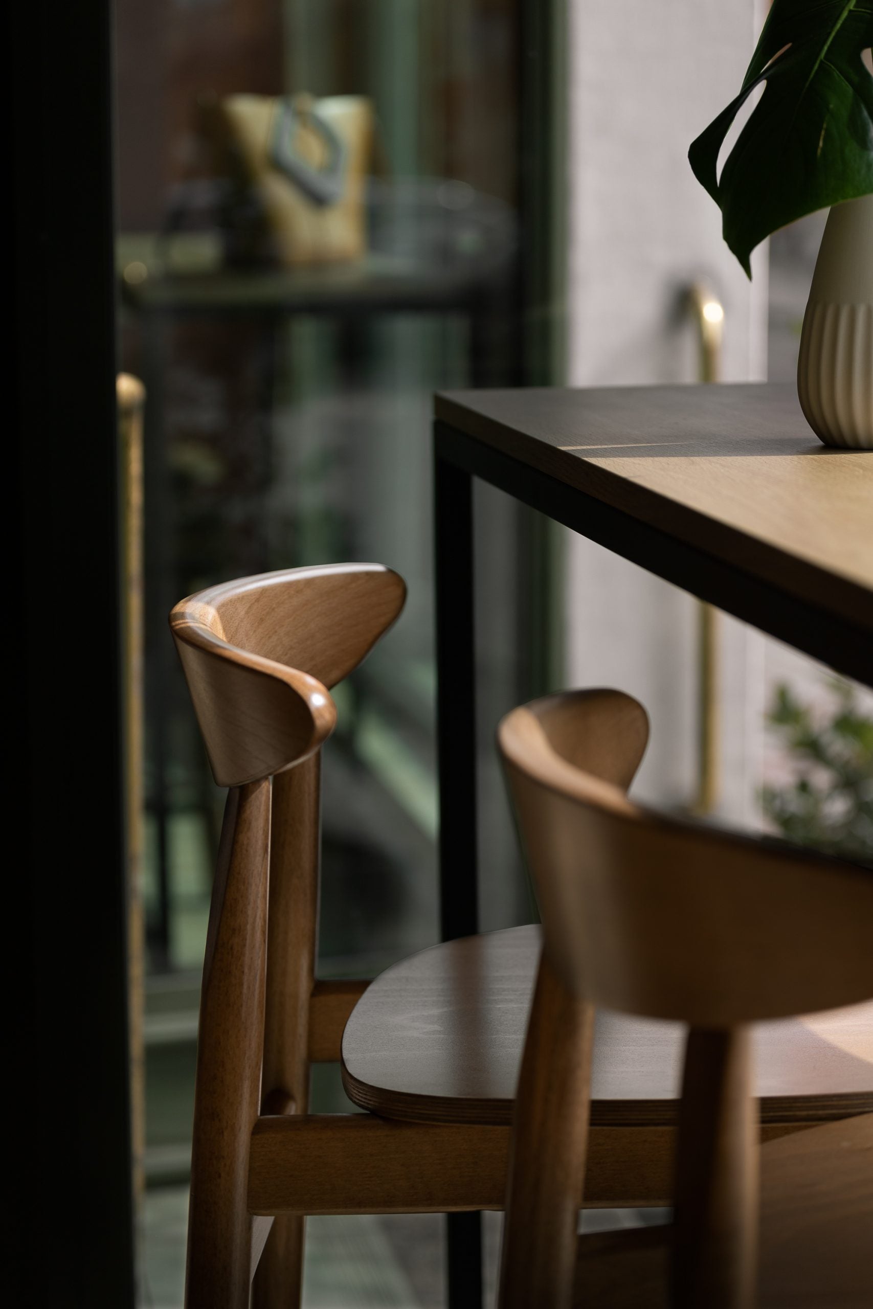 Hoker YESTERDAY H-4100 drewniany