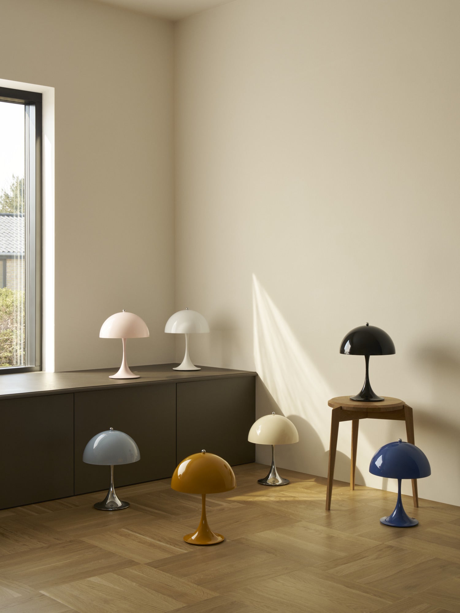 Přenosná lampa PANTHELLA 250 černá