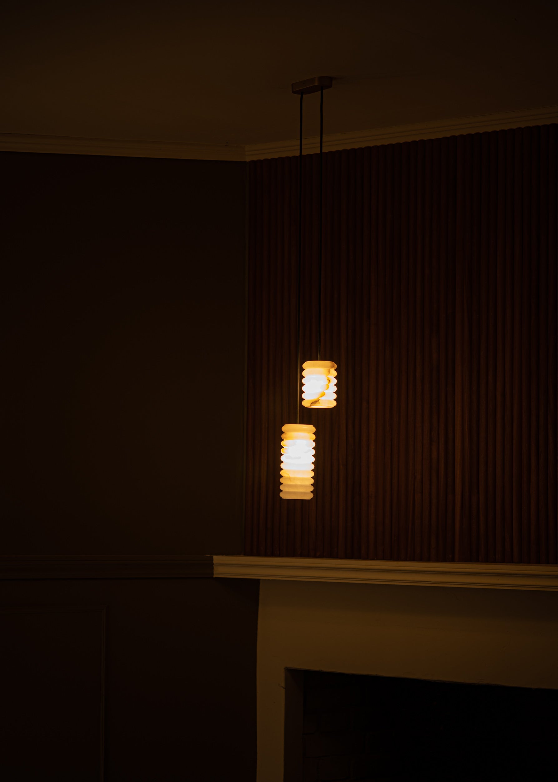 Závěsné svítidlo MANIKO FLUTA DOUBLE bílý alabastr