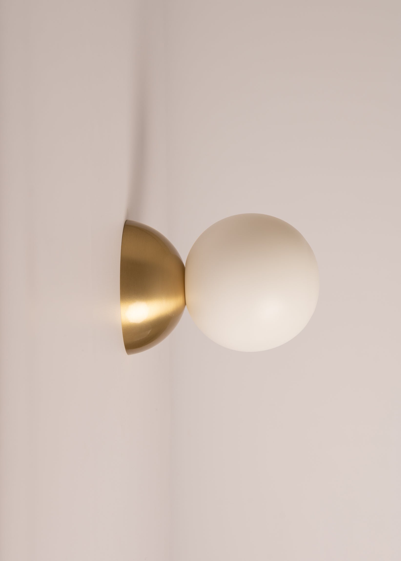 Wall lamp EKLIPSO brass