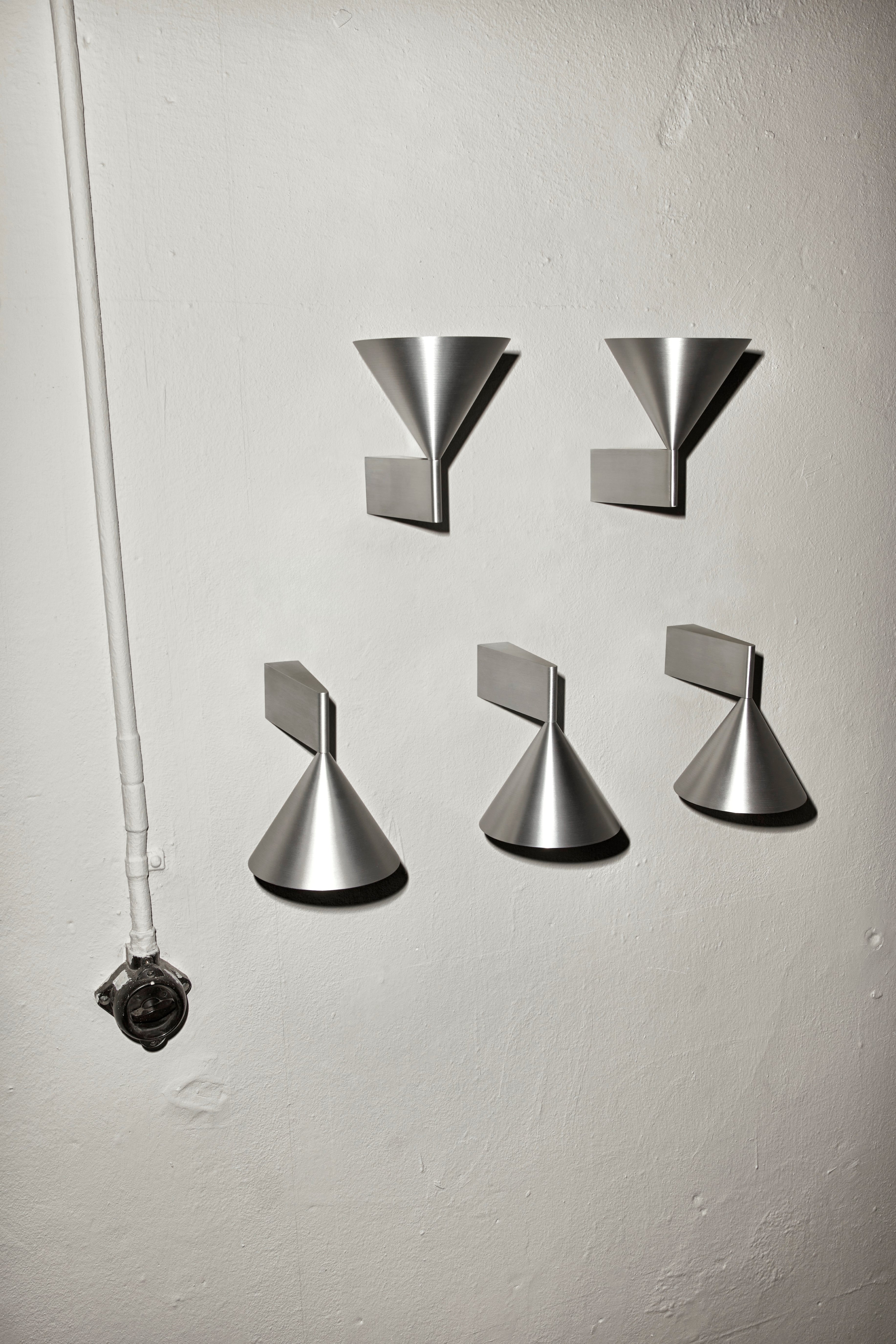 Nástěnná lampa APOLLO stříbrná