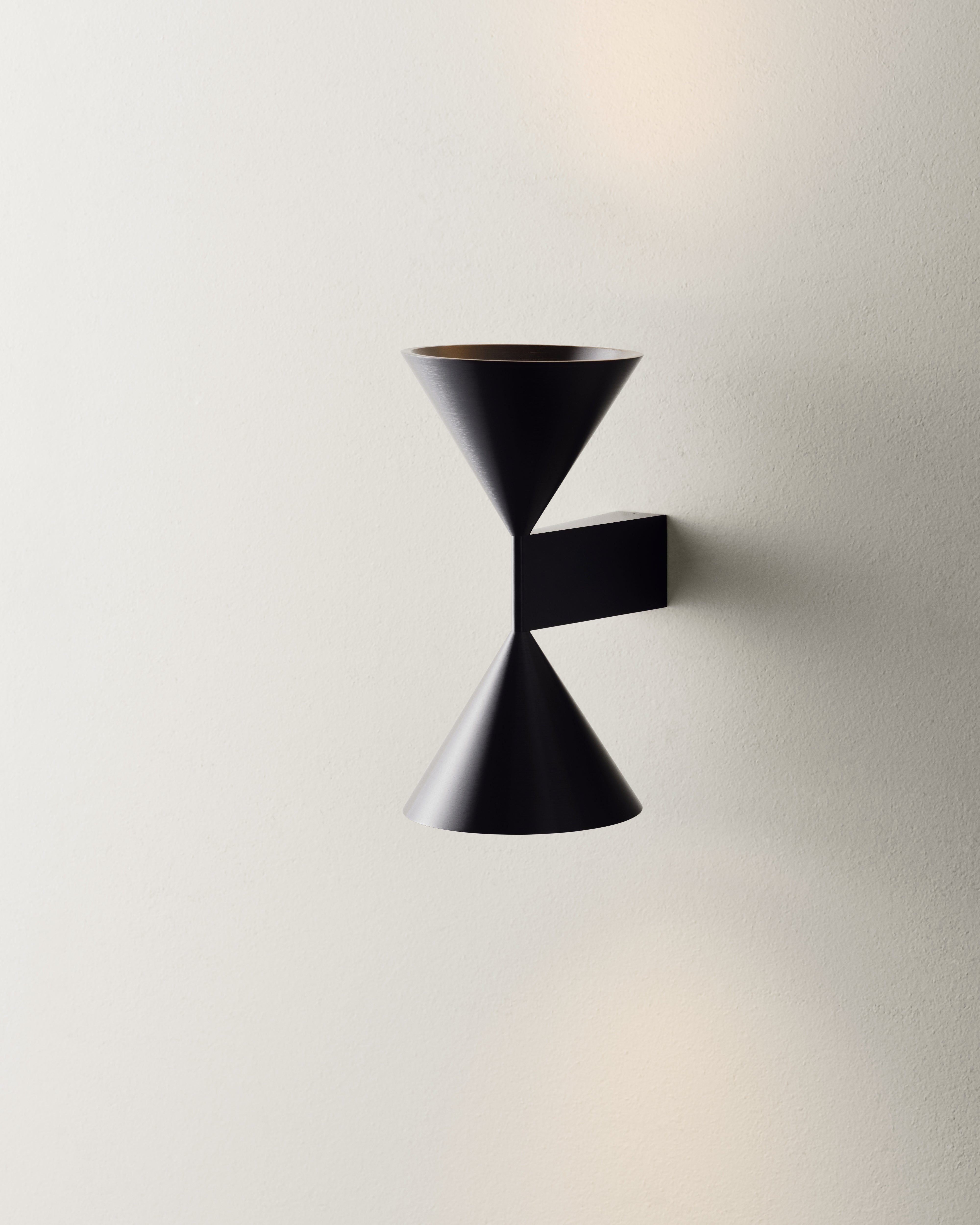Nástěnná lampa APOLLO GRAND černá