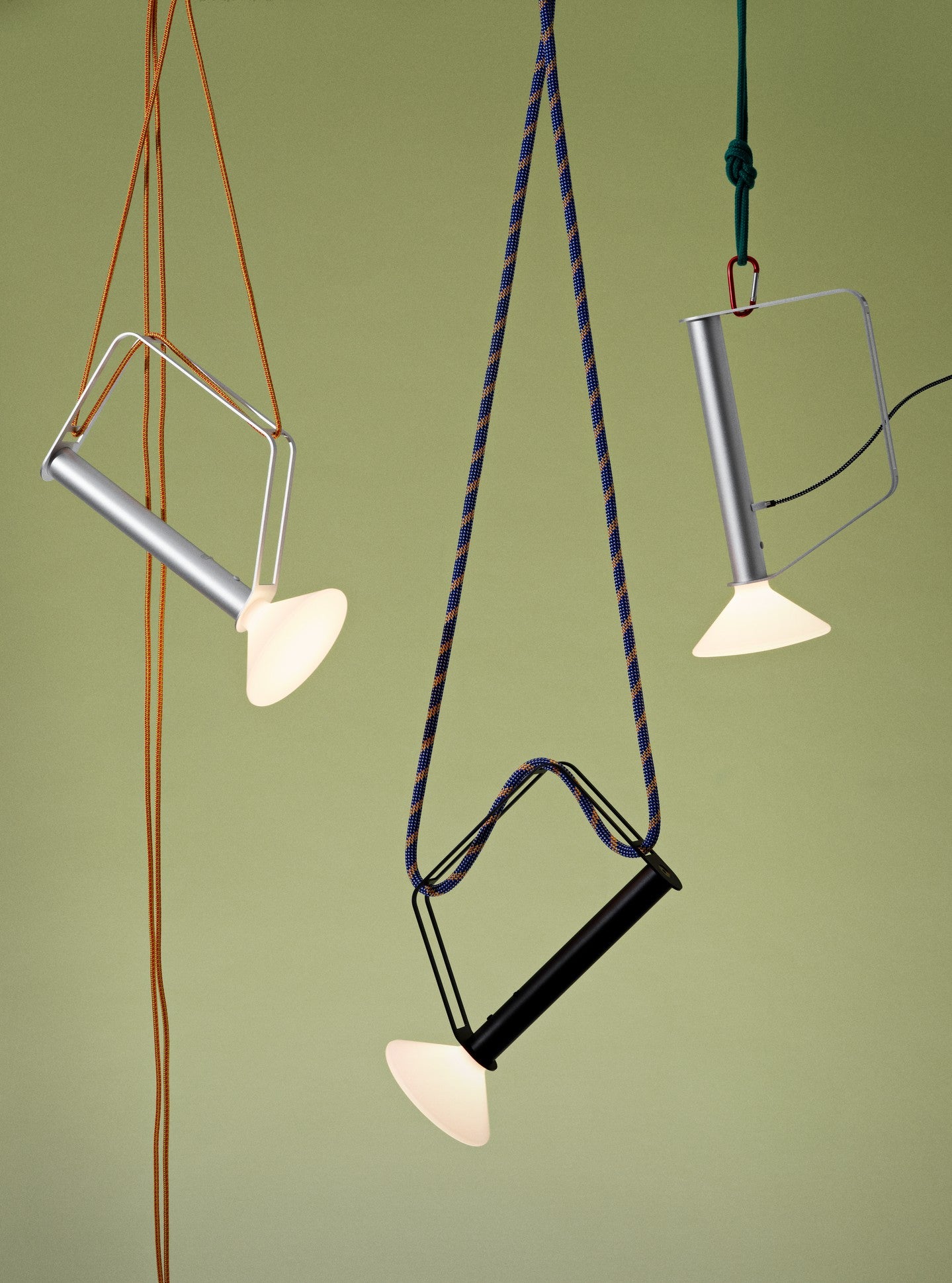 Přenosná venkovní lampa PITON stříbrná