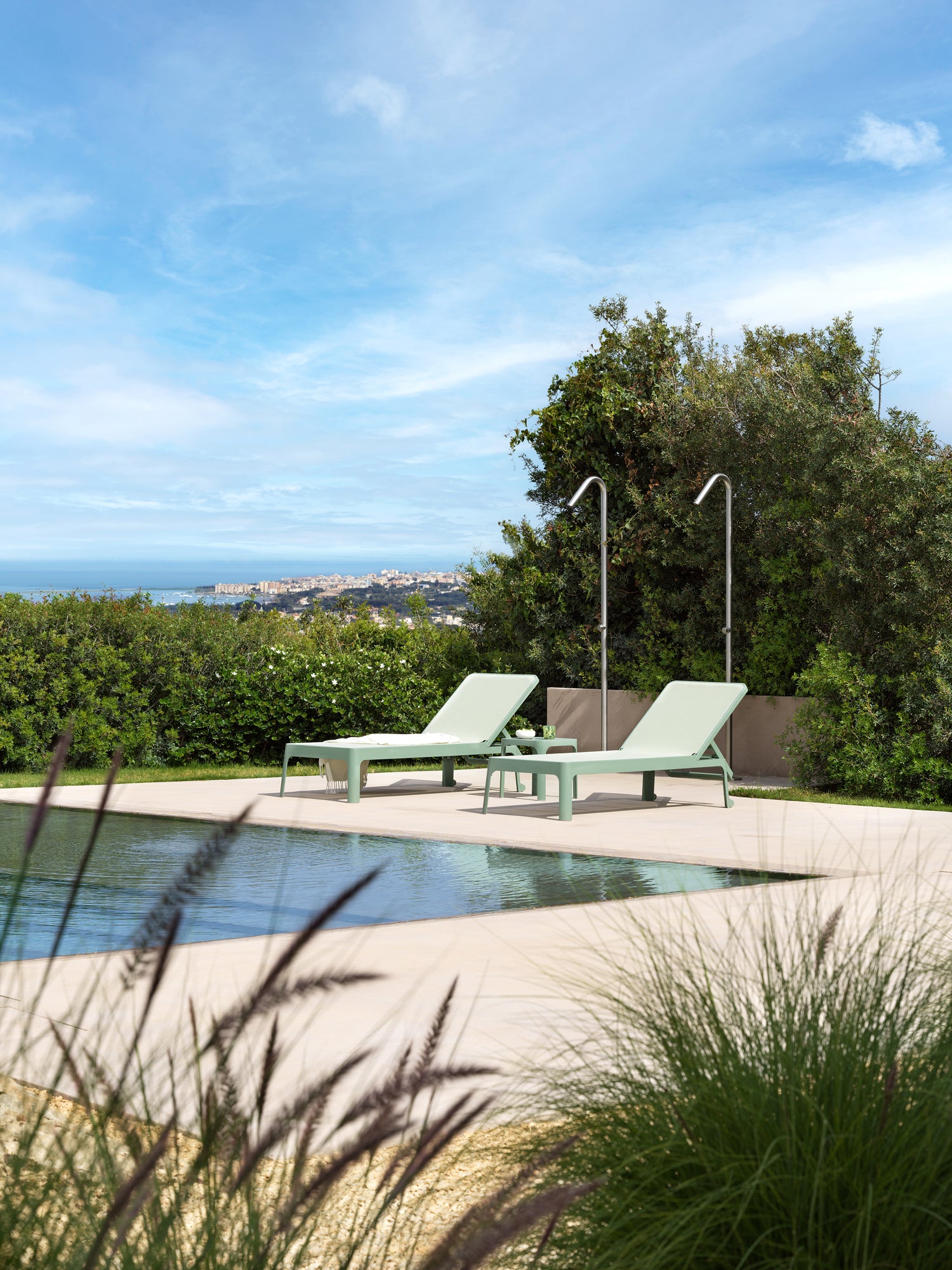 turquoise outdoor coffee table NET