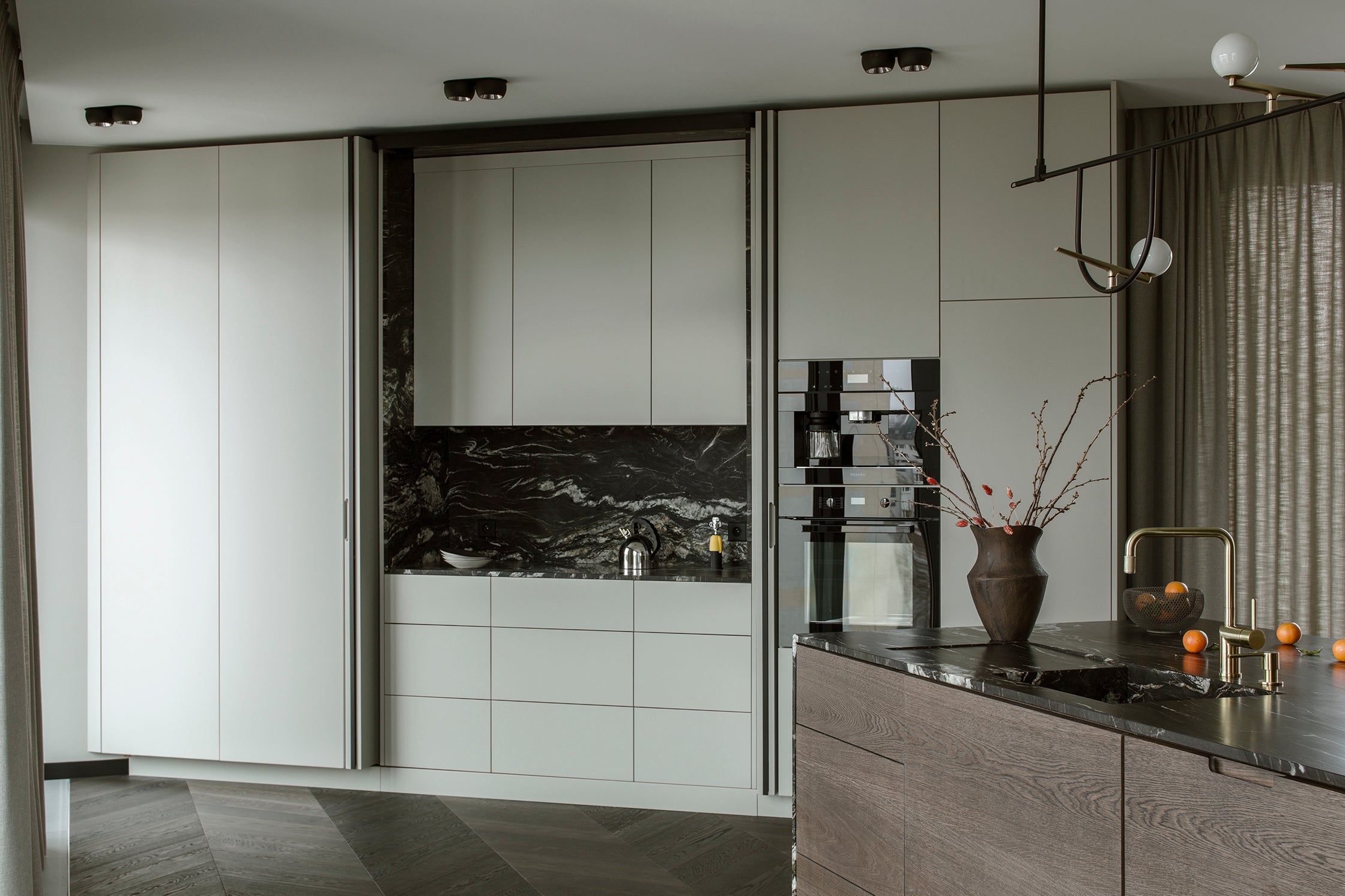 Vývrtka ALESSANDRO M. žlutá-černá