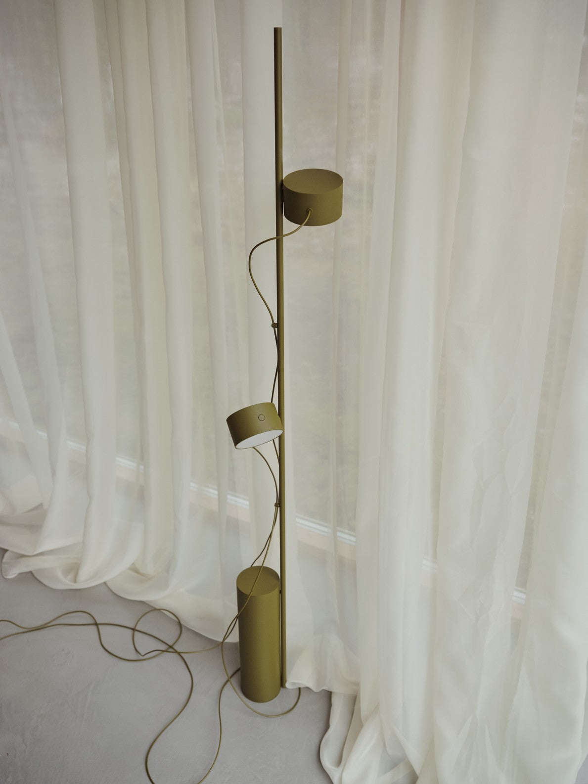 Stojací lampa POST hnědo-zelená