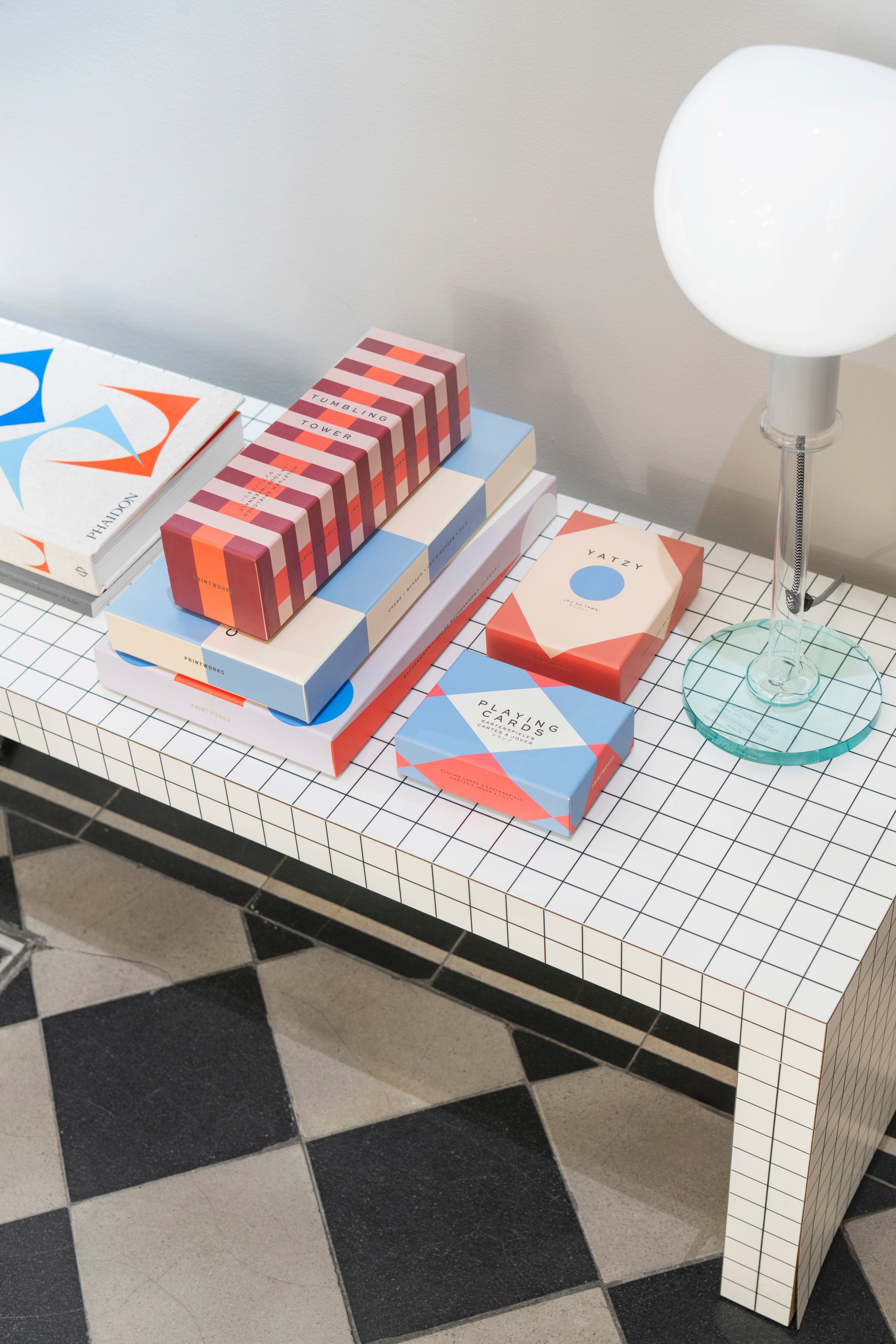 Sada na hraní backgammonu BACKGAMMON šedá s červenou a modrou