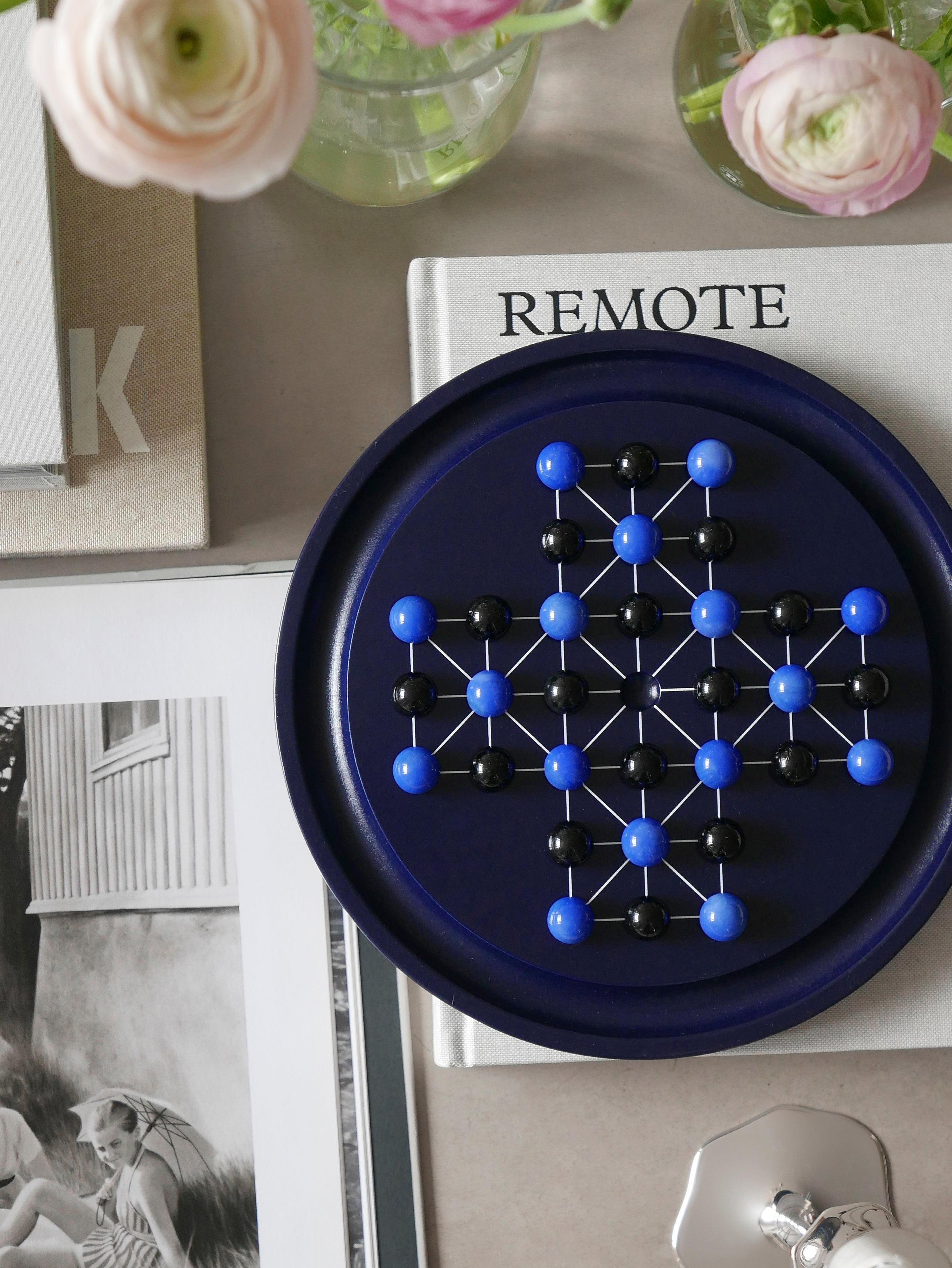 SOLITAIRE PATIENCE Strategic Game in Navy Blue