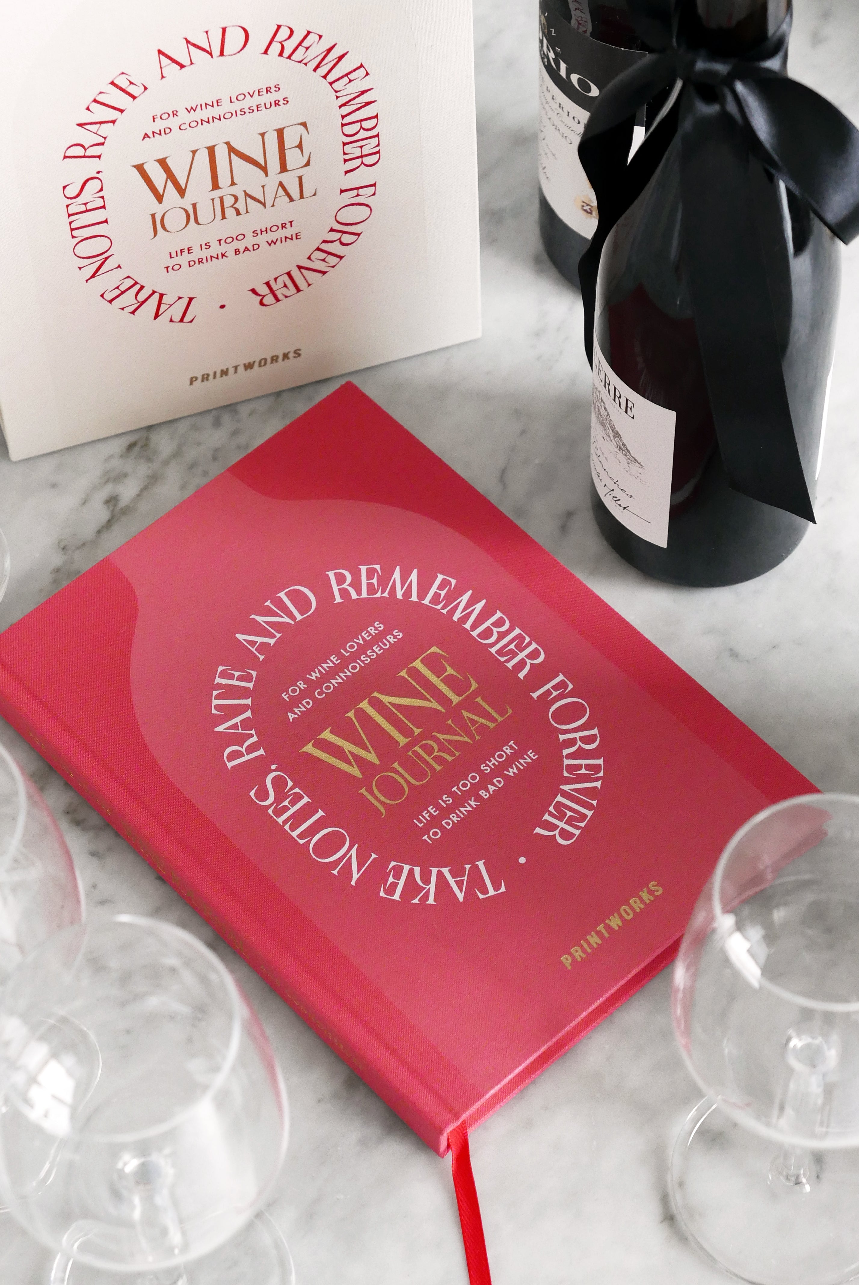 Deník degustace vín WINE TASTING béžový s červenou