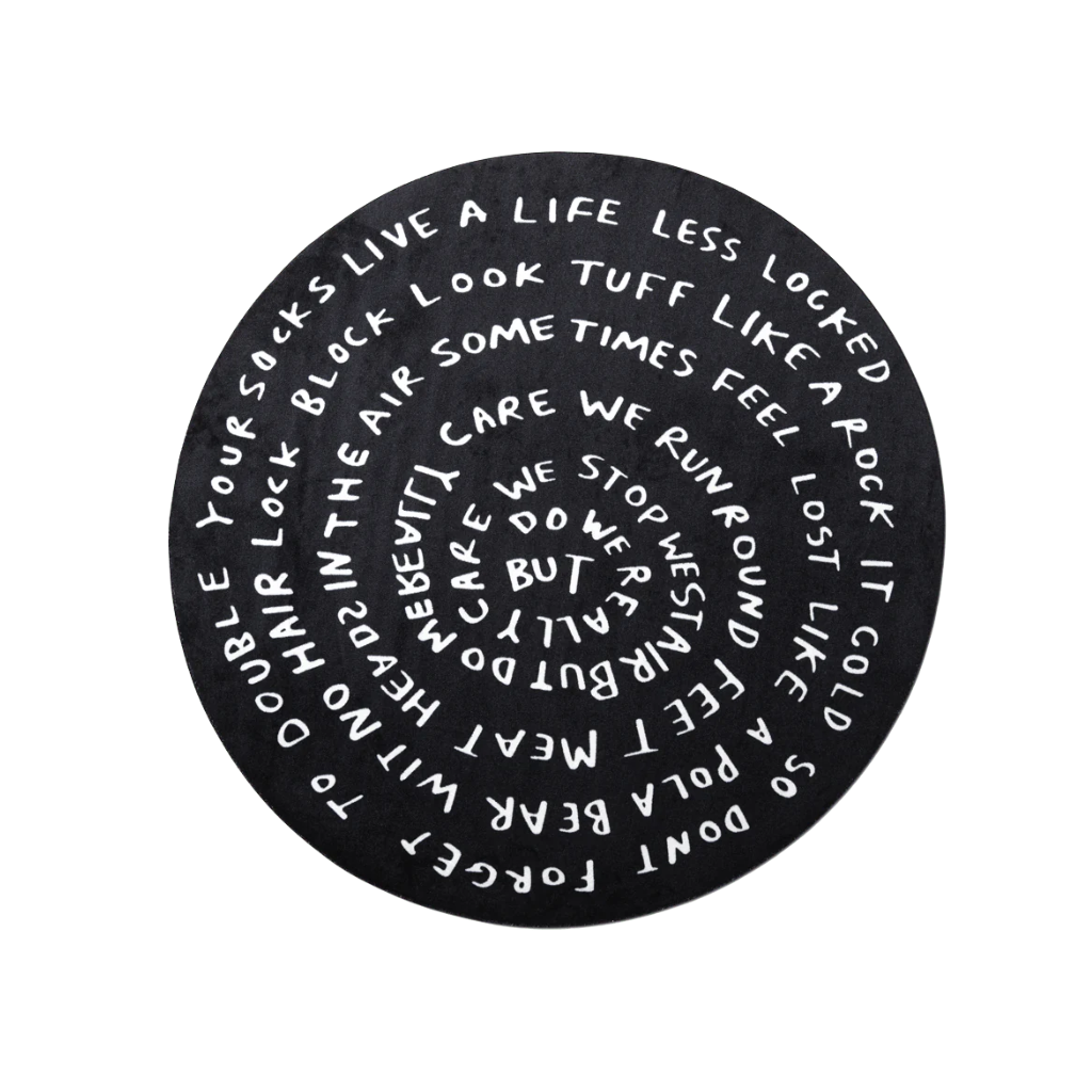 Round rug CHRONICLES black