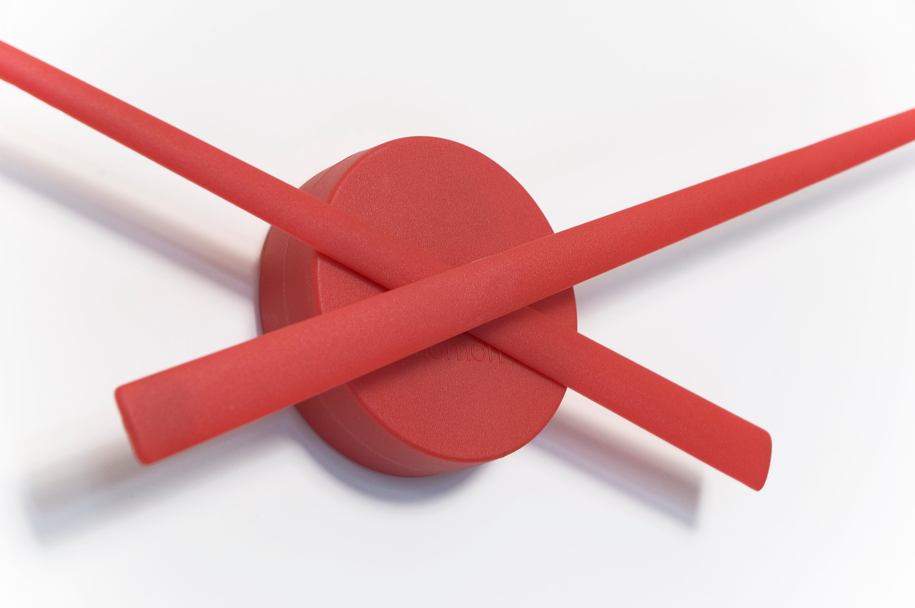 Nástěnné hodiny OJ červené