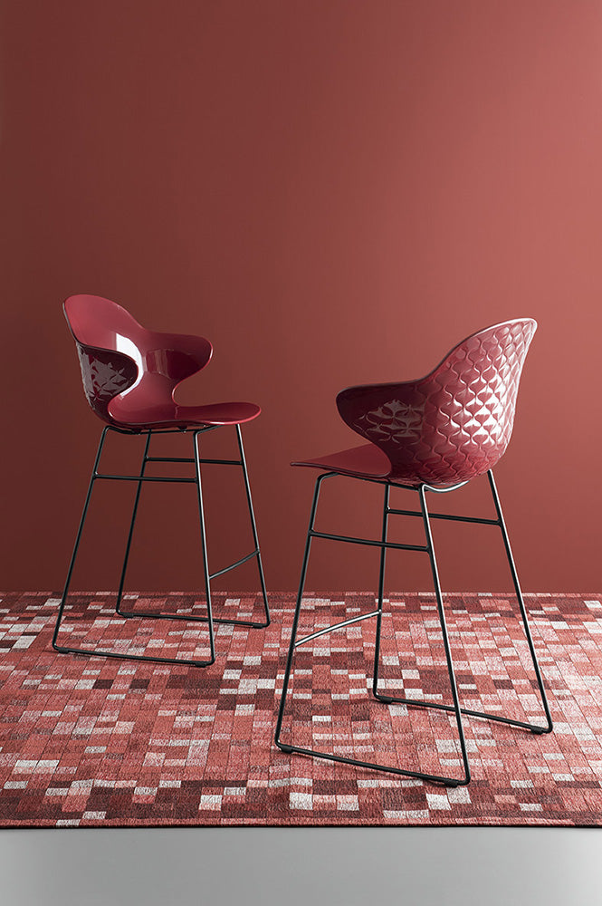 Bar stool SAINT TROPEZ with gray seat and black metal base