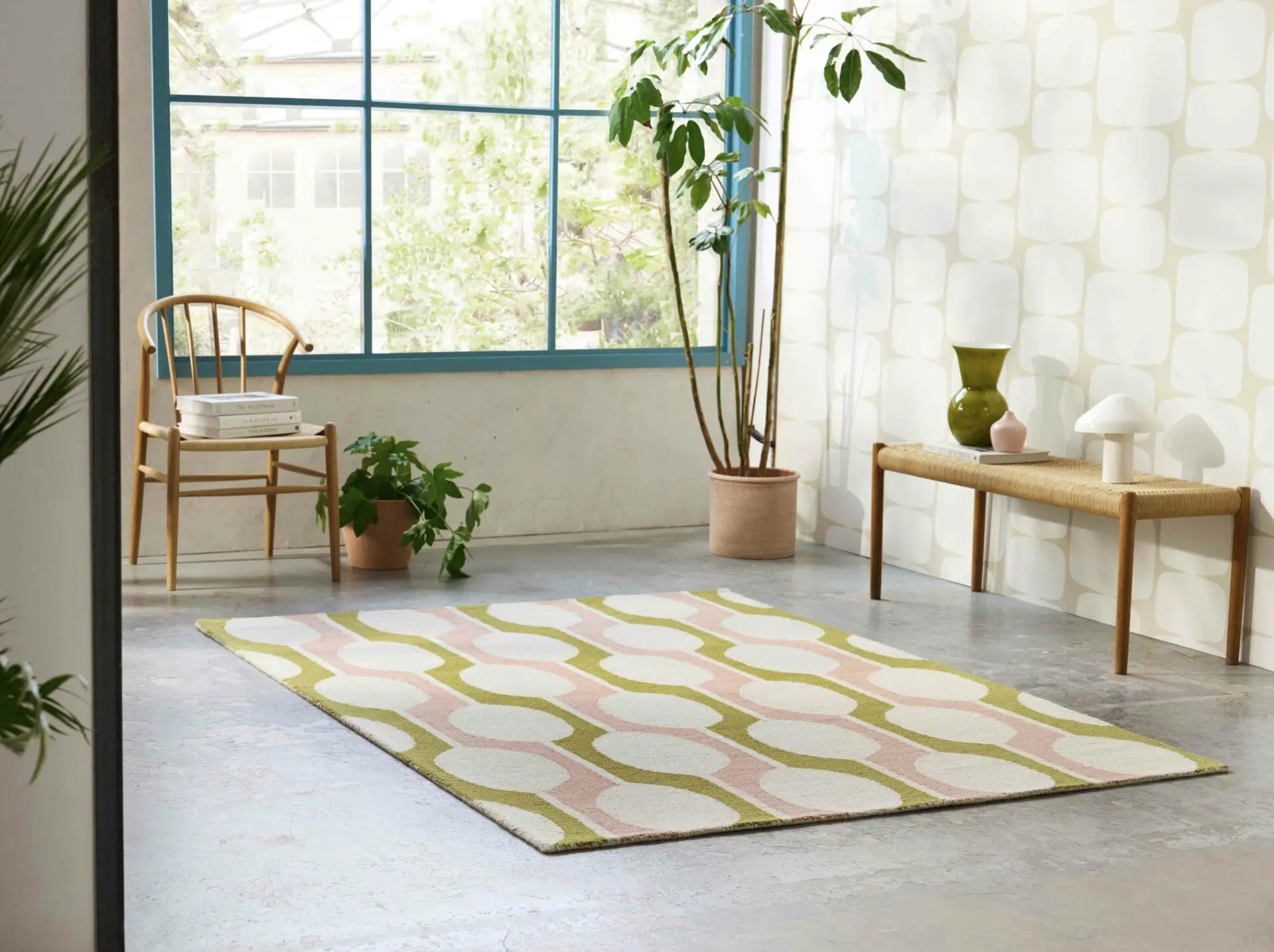 BILLOW LICHEN Beige Rug with Pink and Green