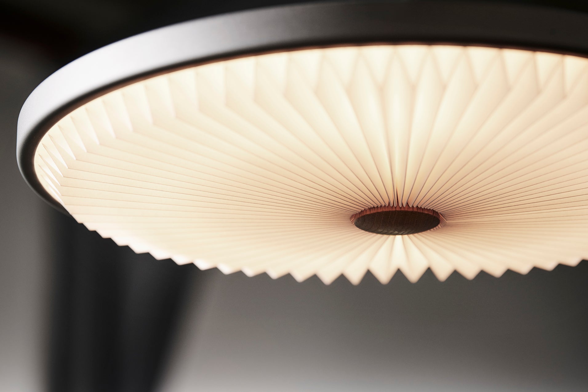 Závěsné svítidlo MODEL 198 SOLEIL uzený dub