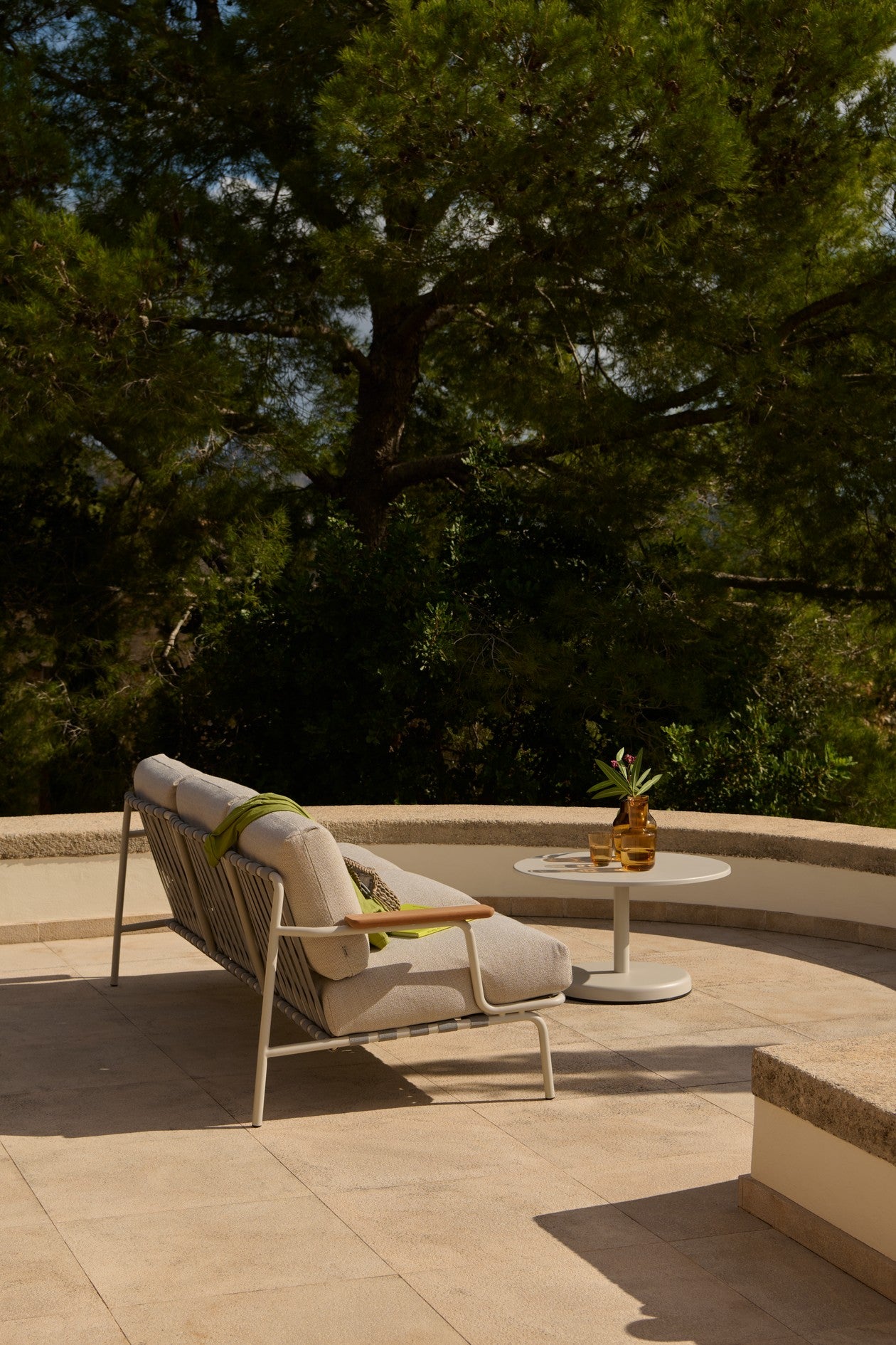 Outdoor 3-Seater Sofa with Armrests SETTLE Light Gray with Gray Base [Amelia]