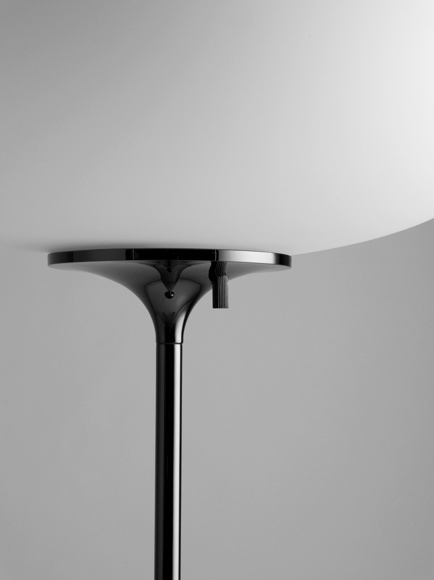 Stojací lampa STEMLITE černý chrom