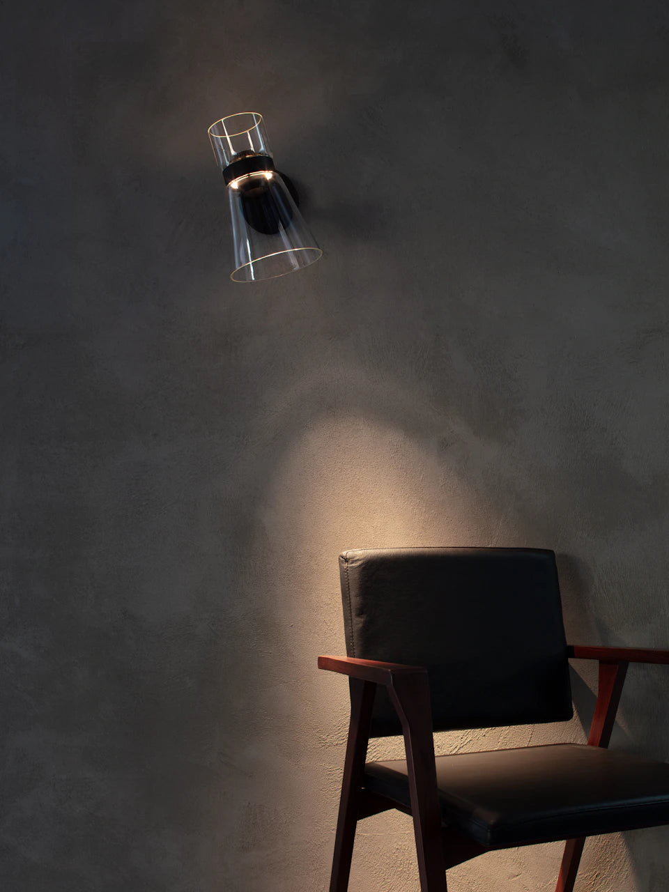 Nástěnná lampa NOCTURNE CONE stříbrná